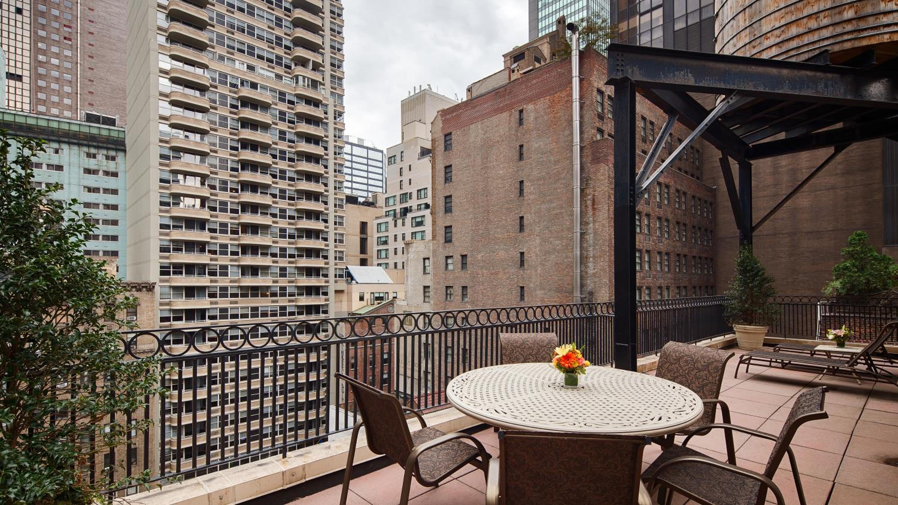 The One-Bedroom Penthouse Apartment thumbnail 6