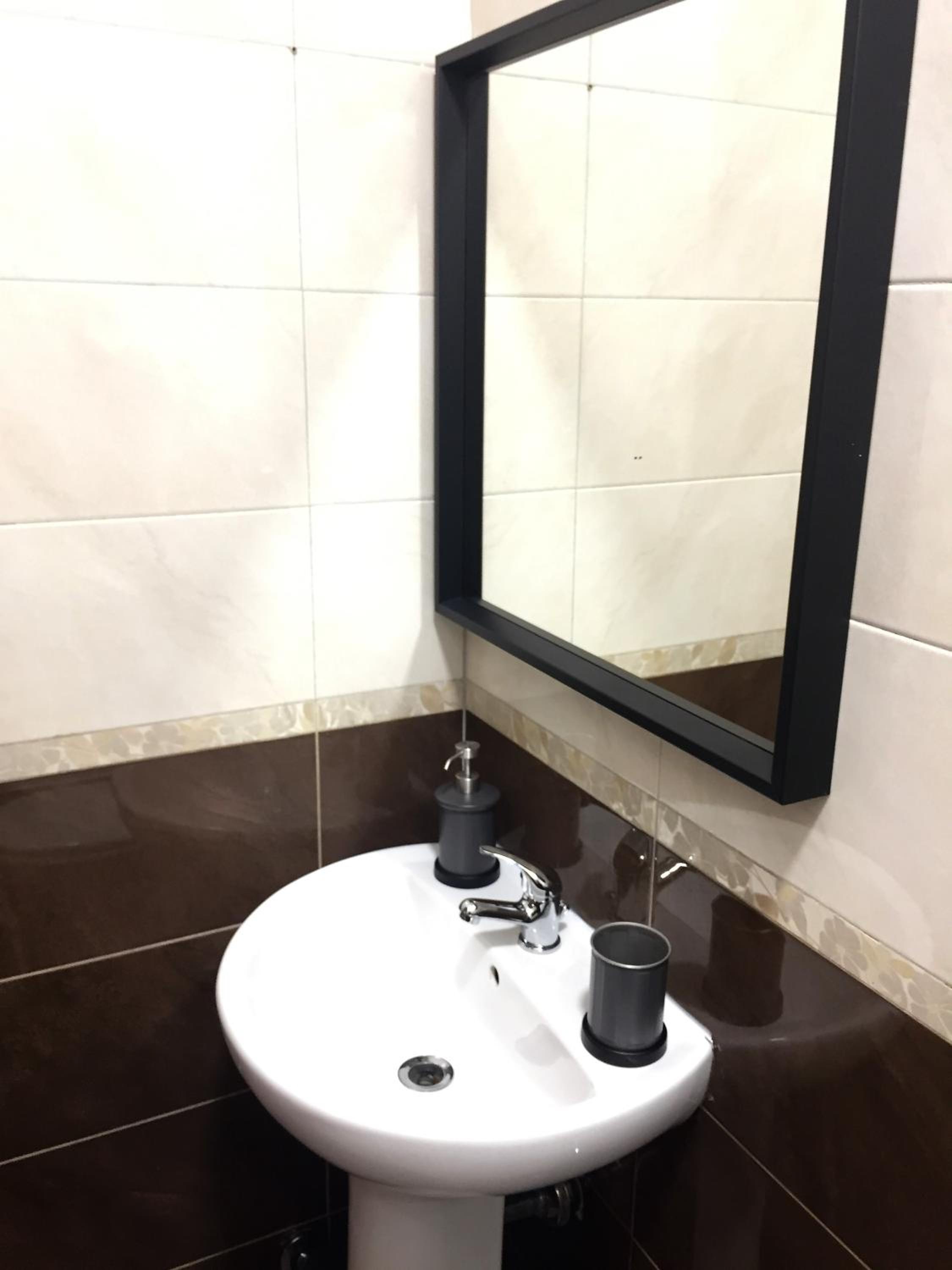 Single Room with Private Bathroom photo 2