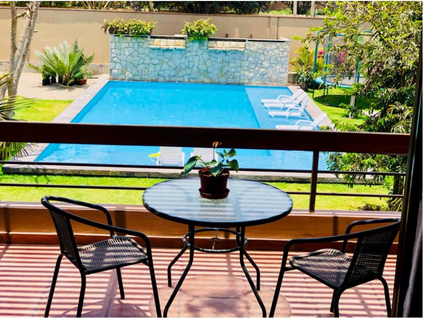 Twin Room with Terrace and Air Conditioning