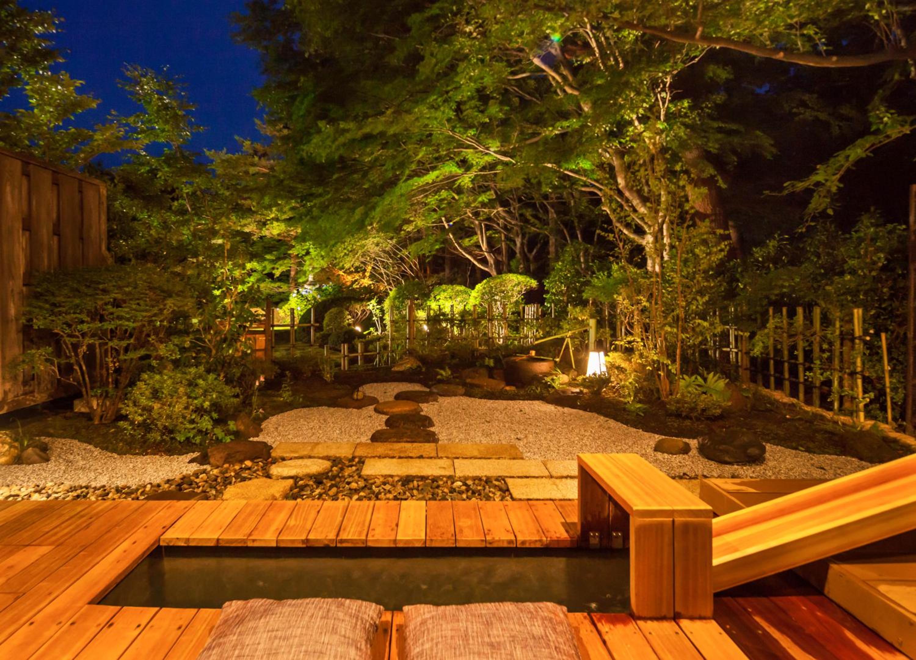 Twin Room with Garden View and Open-Air Bath photo 3