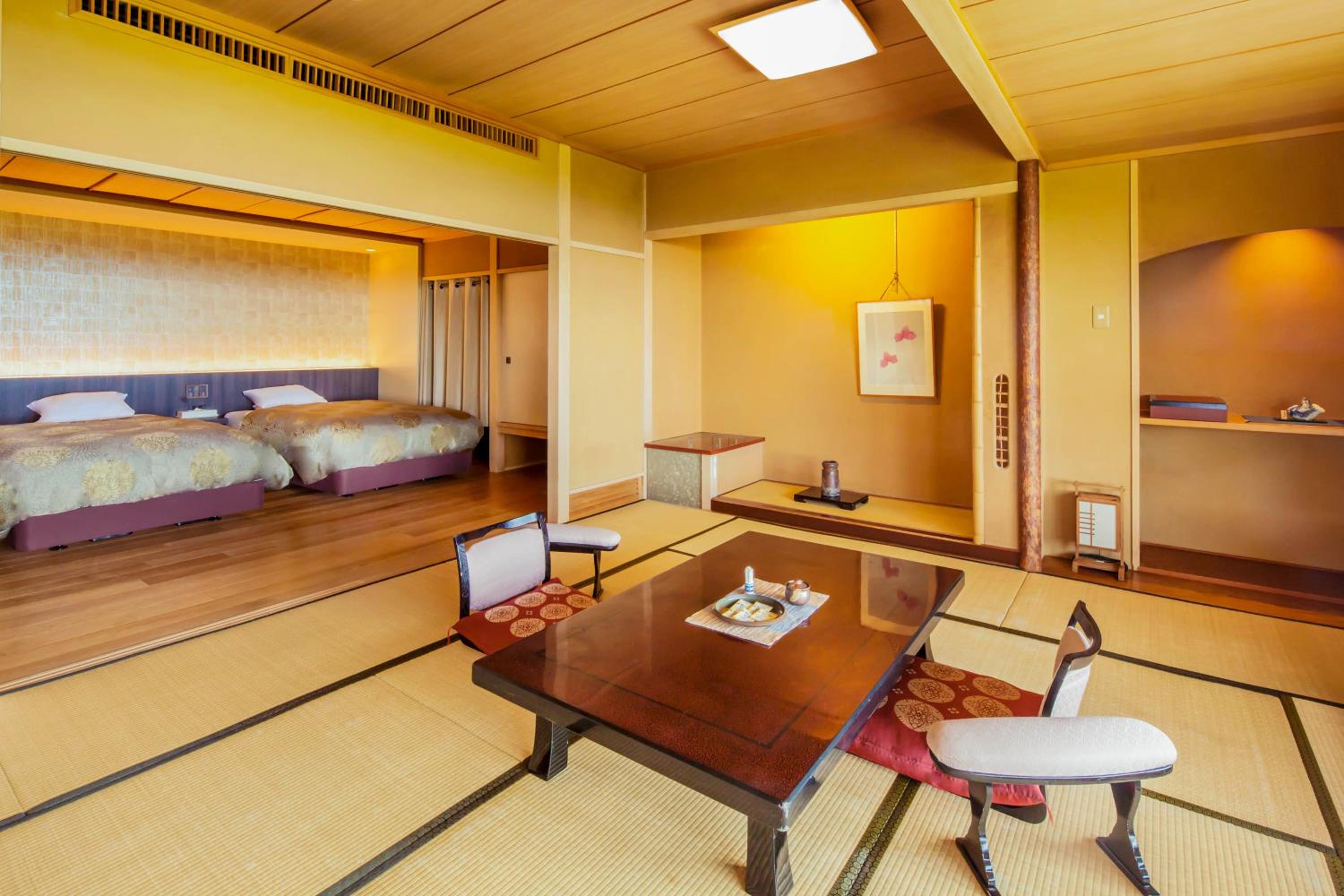  Room with Tatami Area with Mountain View photo 1
