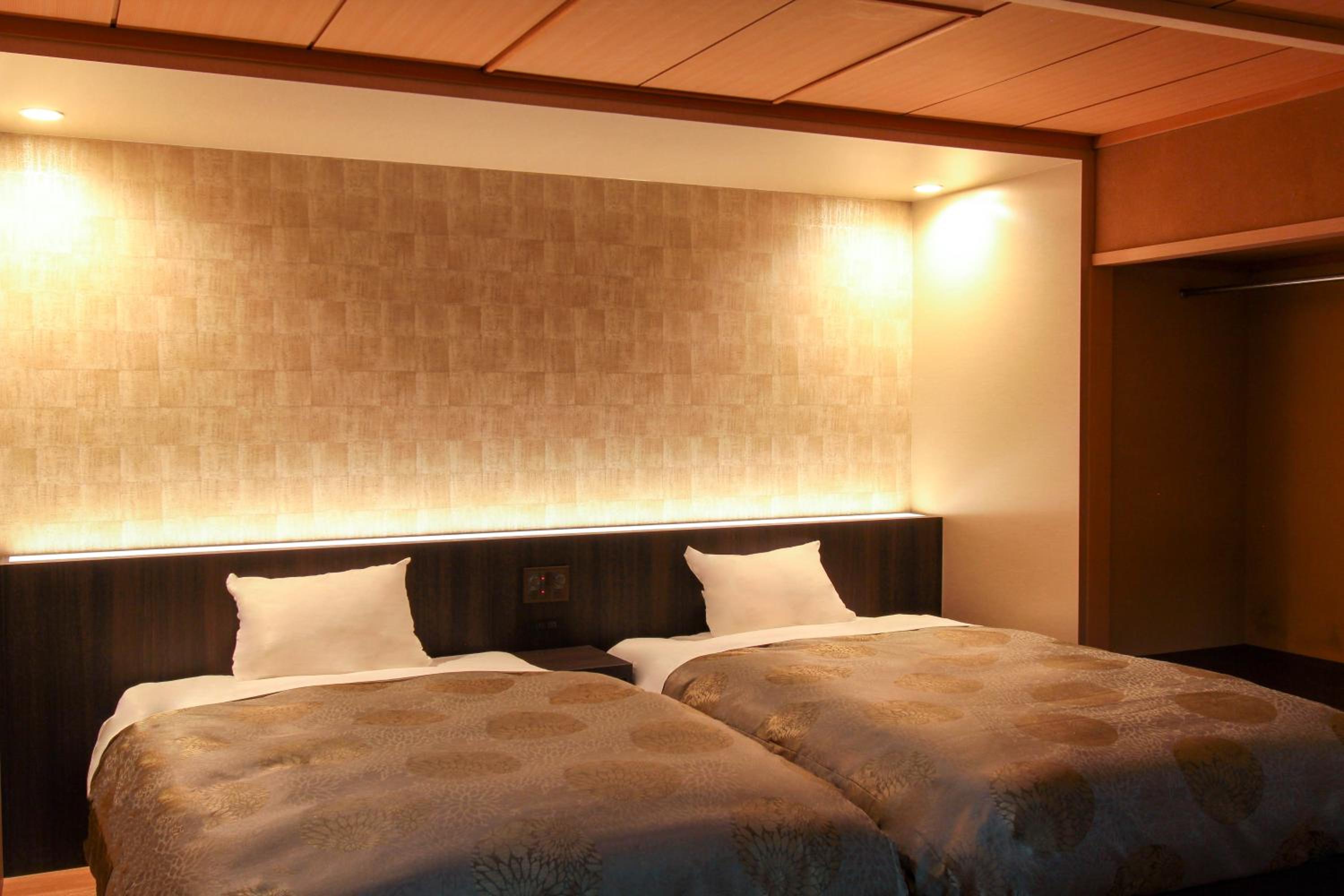 Room with Tatami Area with Mountain View photo 3
