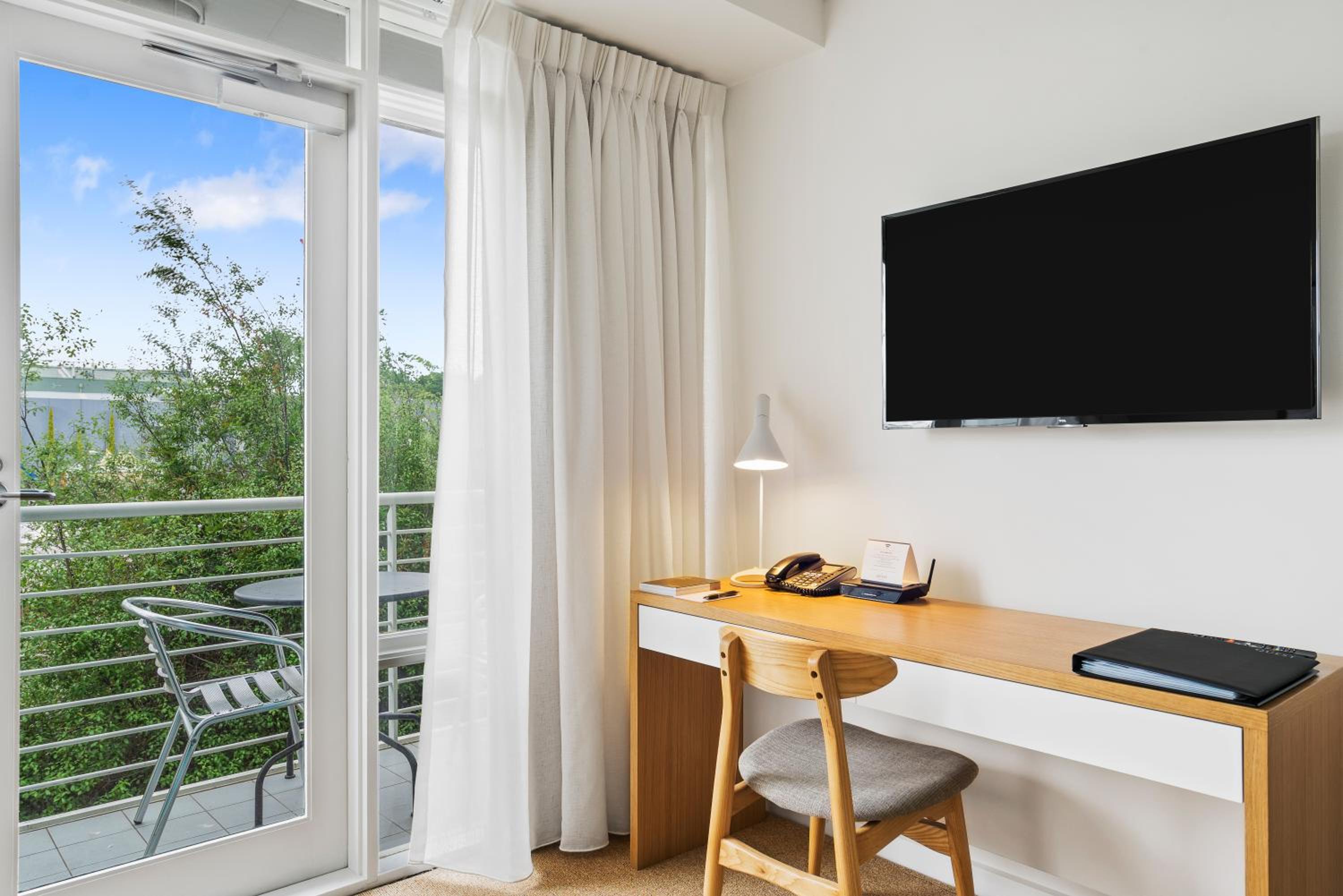 One-Bedroom Residence  photo 2