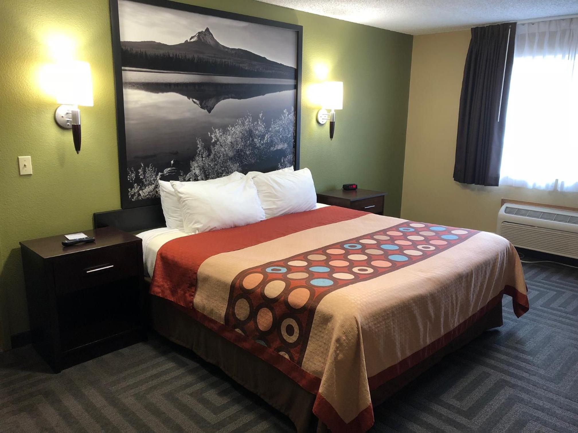 King Room - Mobility Access/Non-Smoking - Photo 1