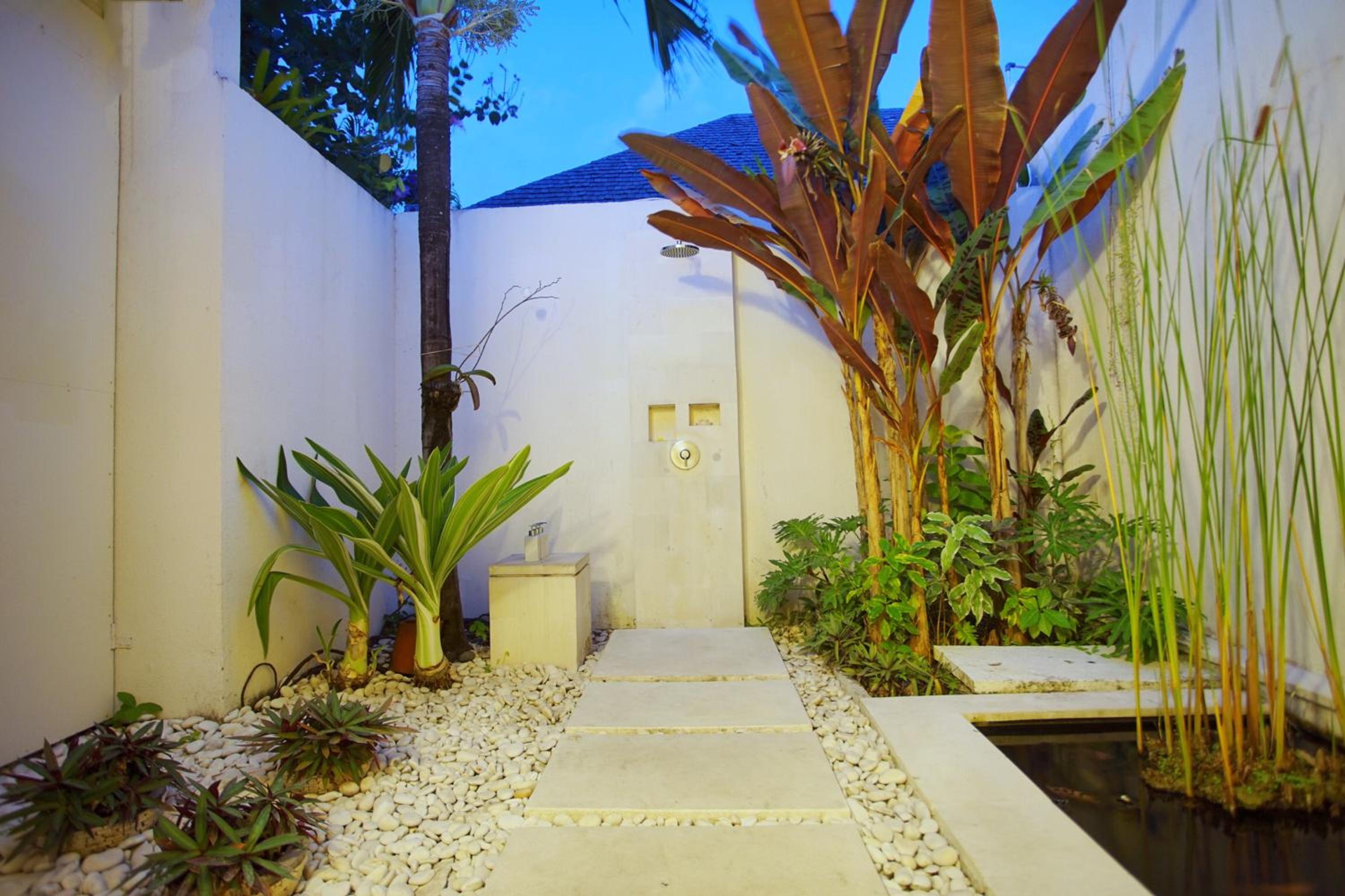 Deluxe One-Bedroom Villa with Private Pool