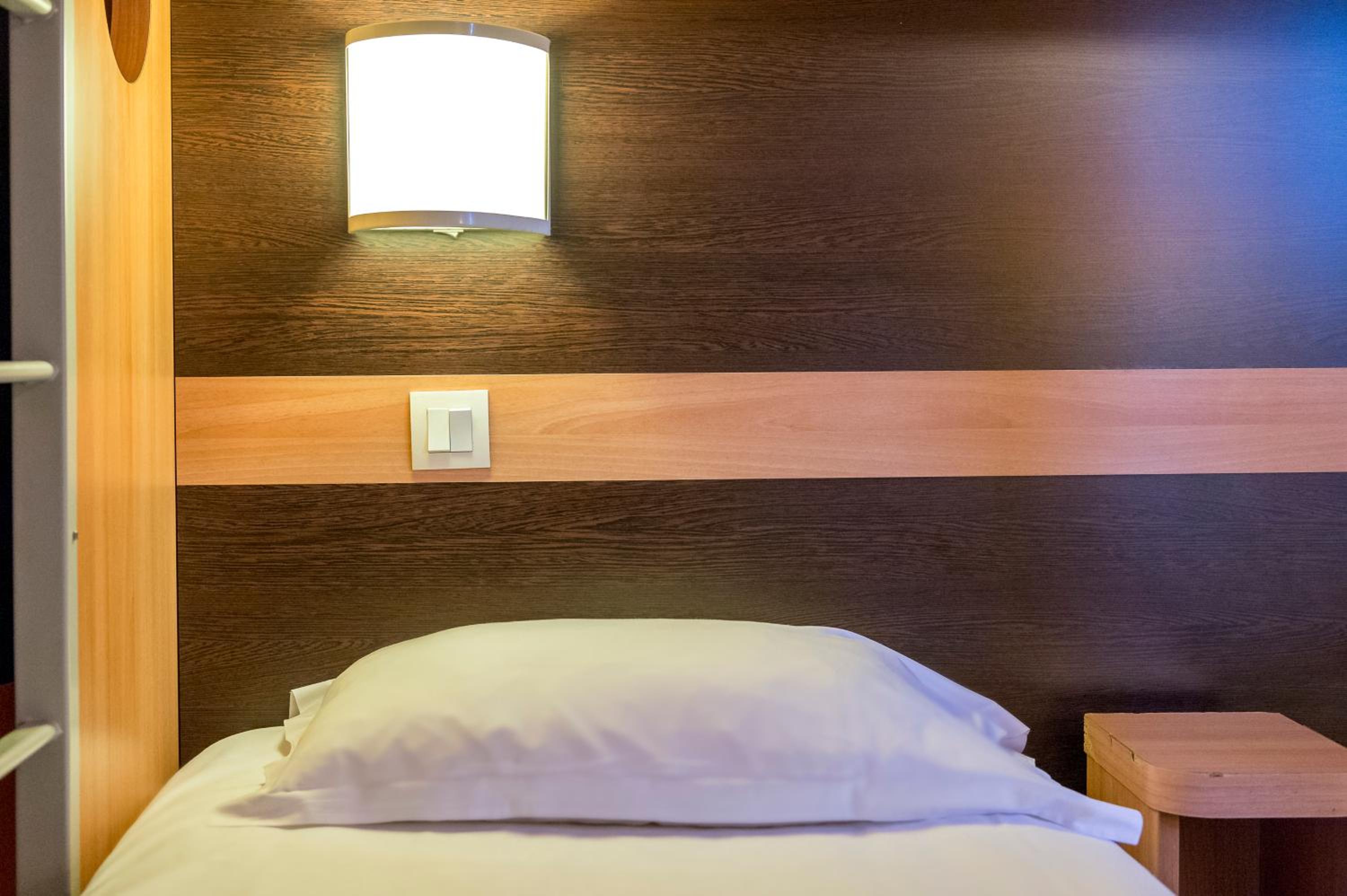 Triple Room (3 Single Beds) - Photo 2