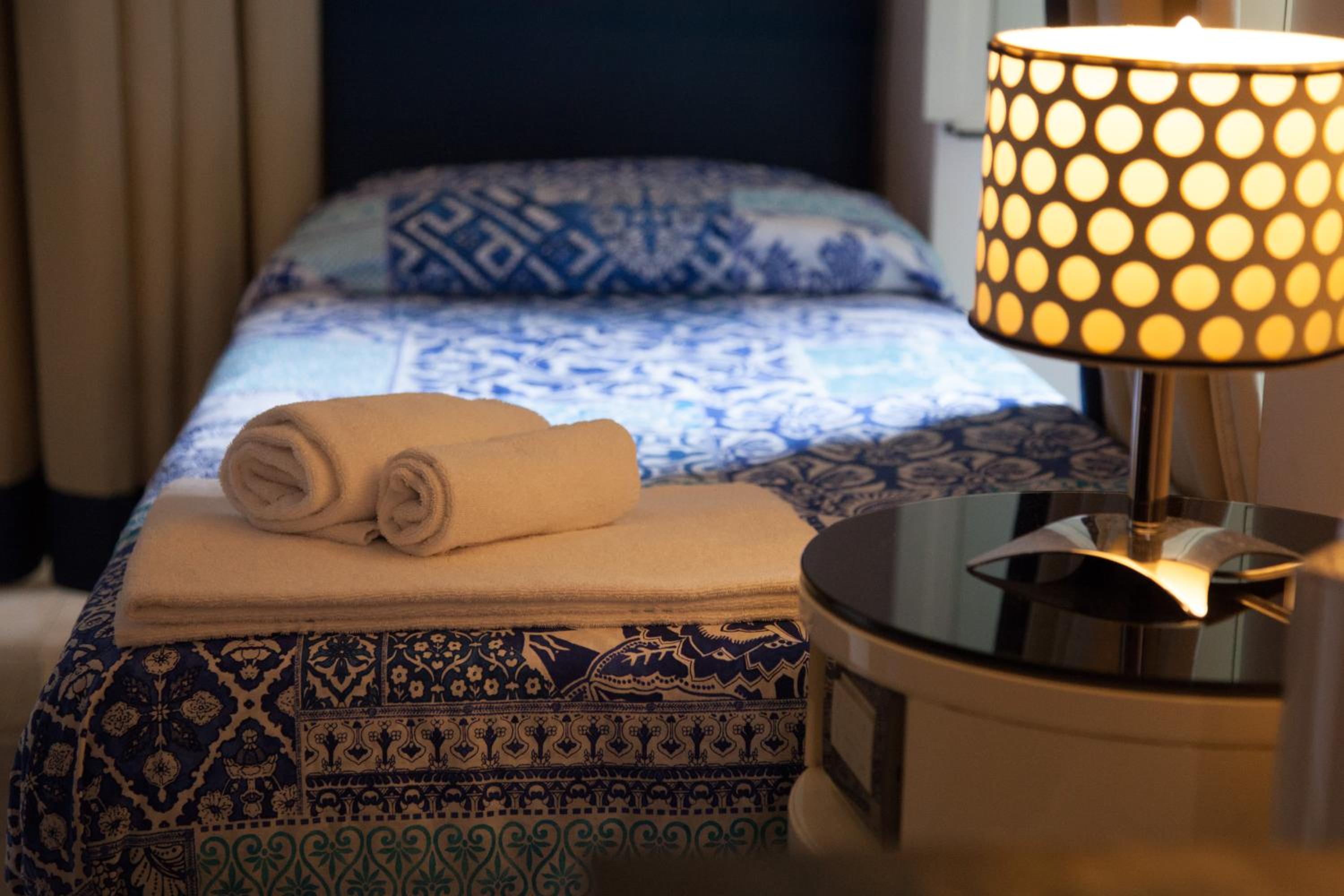 Economy Quadruple Room - via Famagosta 45 photo 3