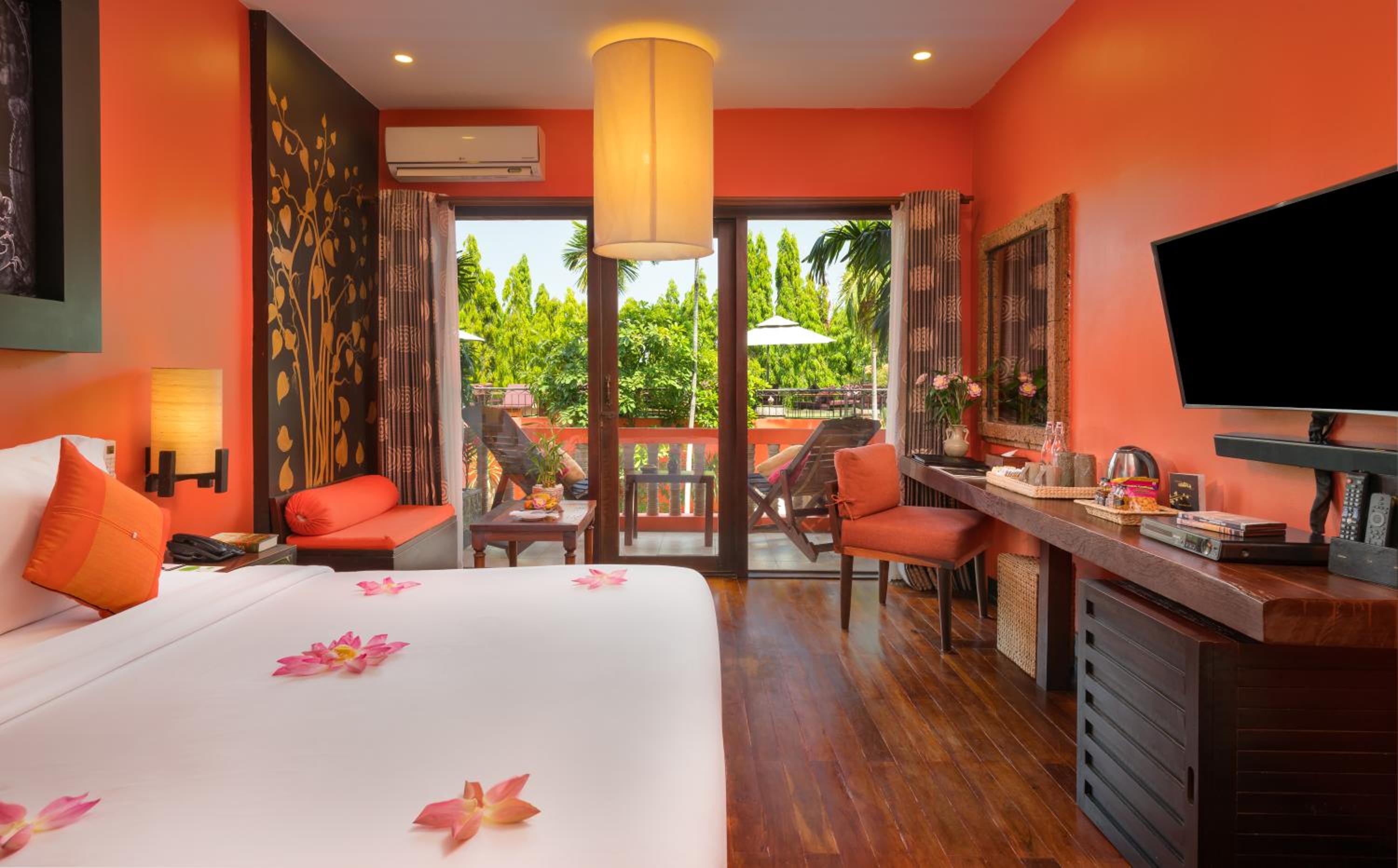 Suite Pool View - Free USD15 Credit Spa - Photo 6