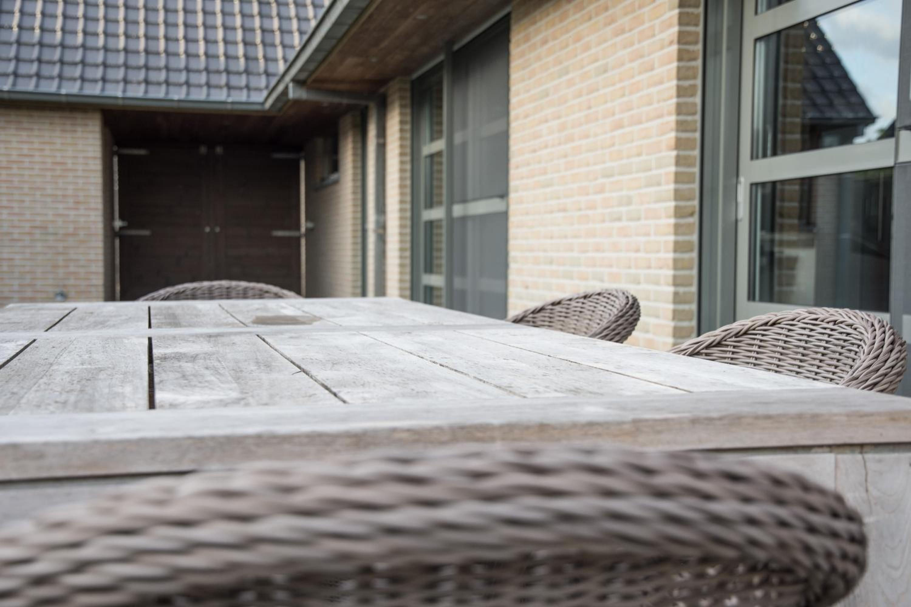 Villa photo 2