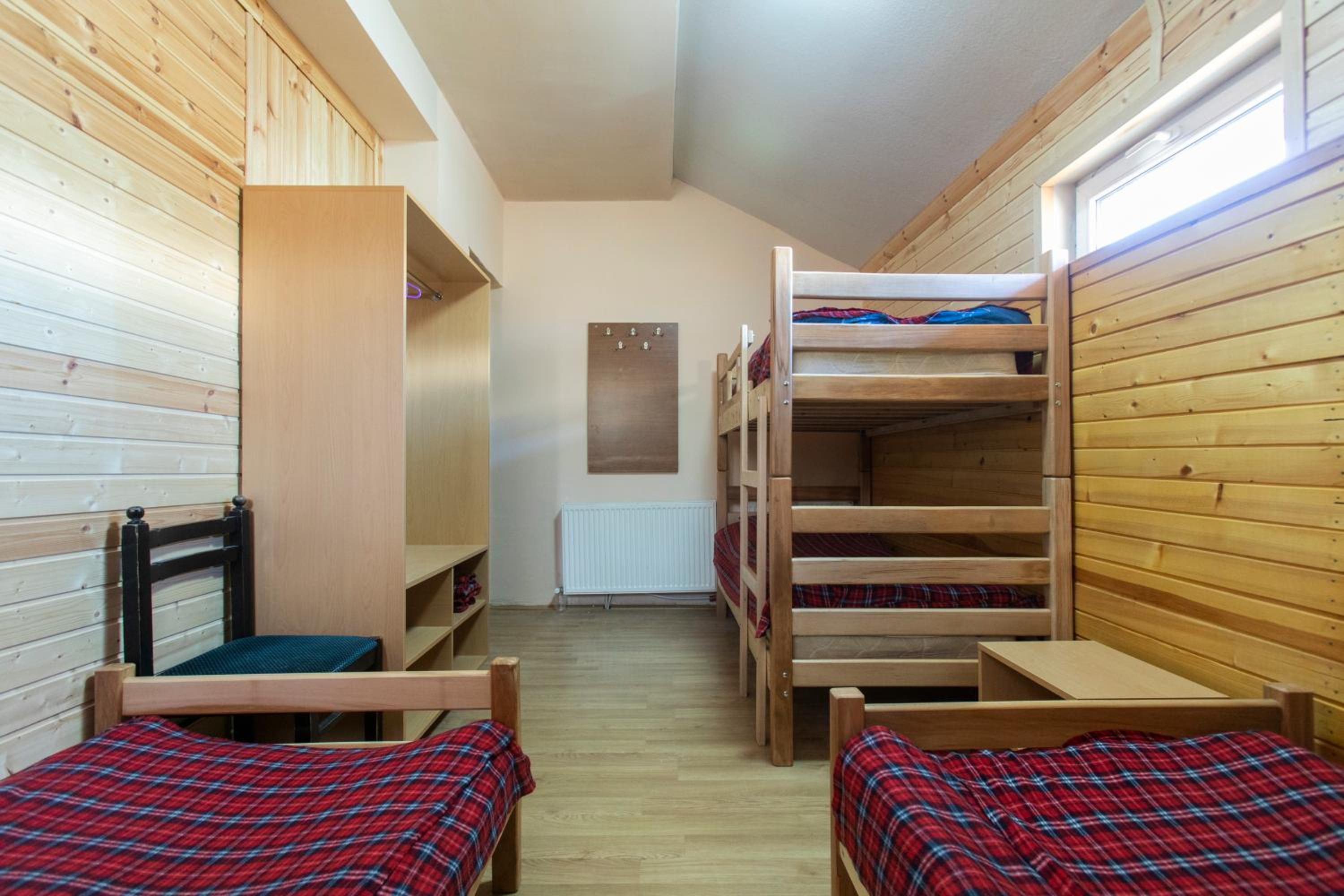 Bed in 4-Bed Mixed Dormitory Room photo 1