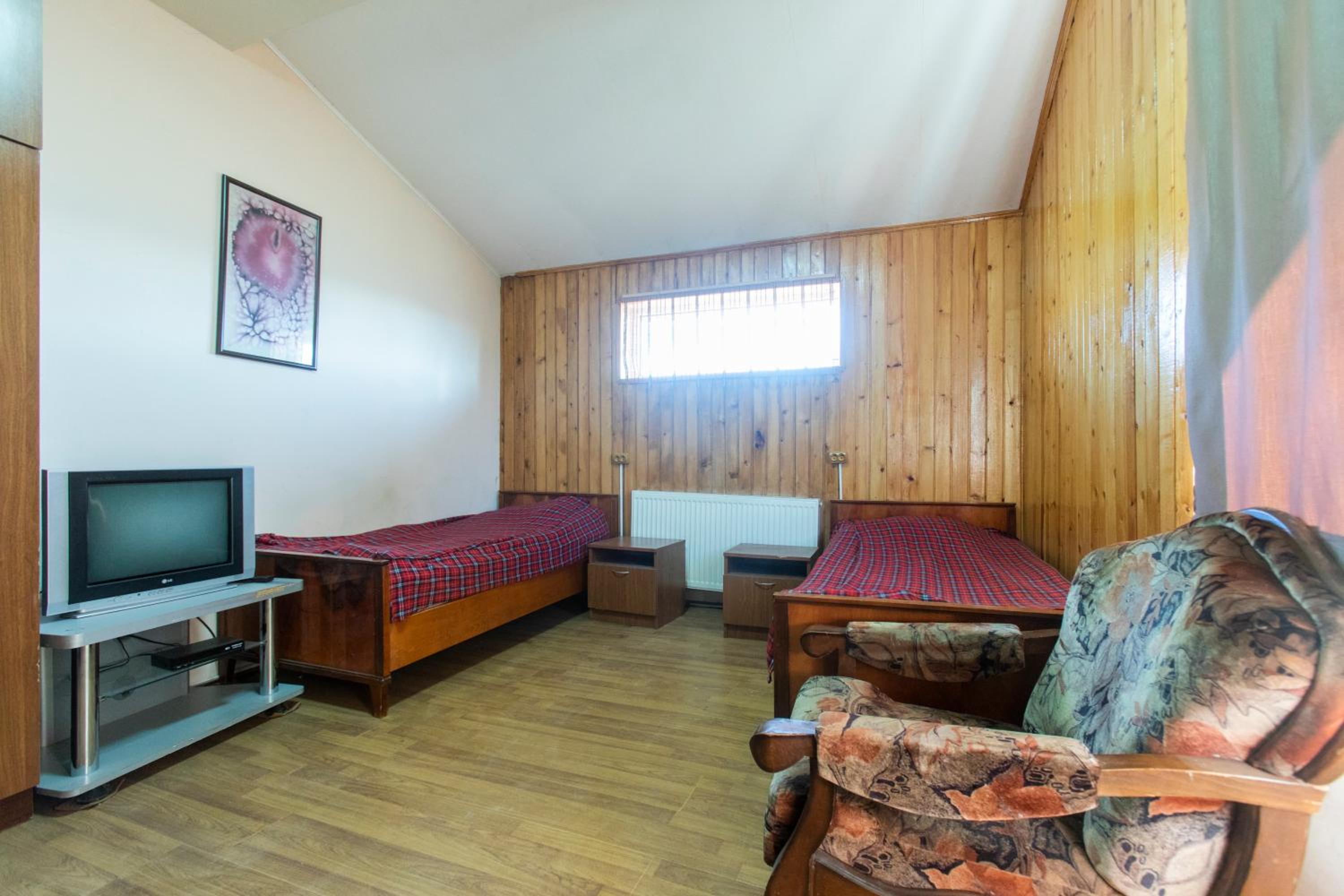 Bed in 4-Bed Mixed Dormitory Room photo 2