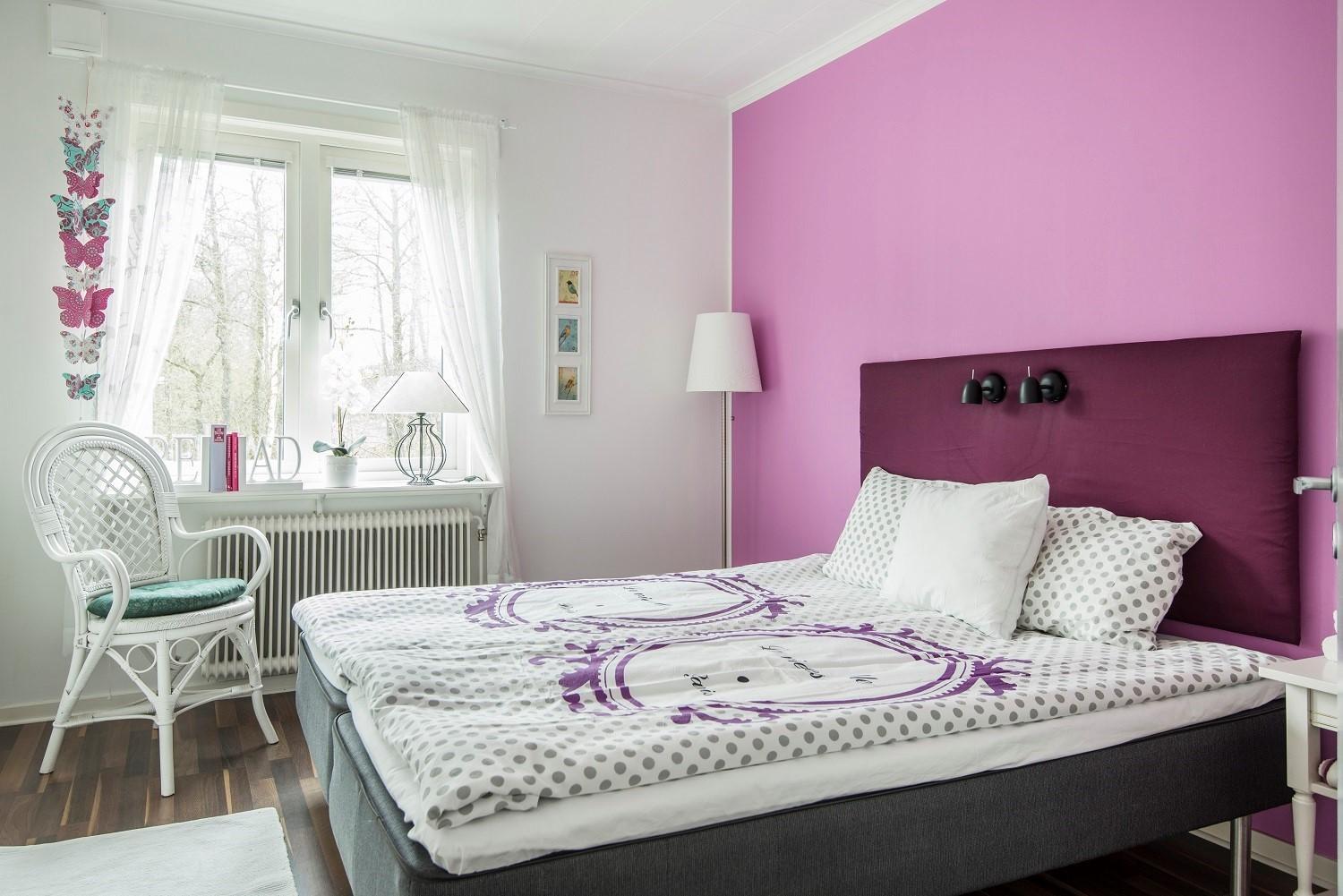 Double Room with Shared Bathroom photo 2