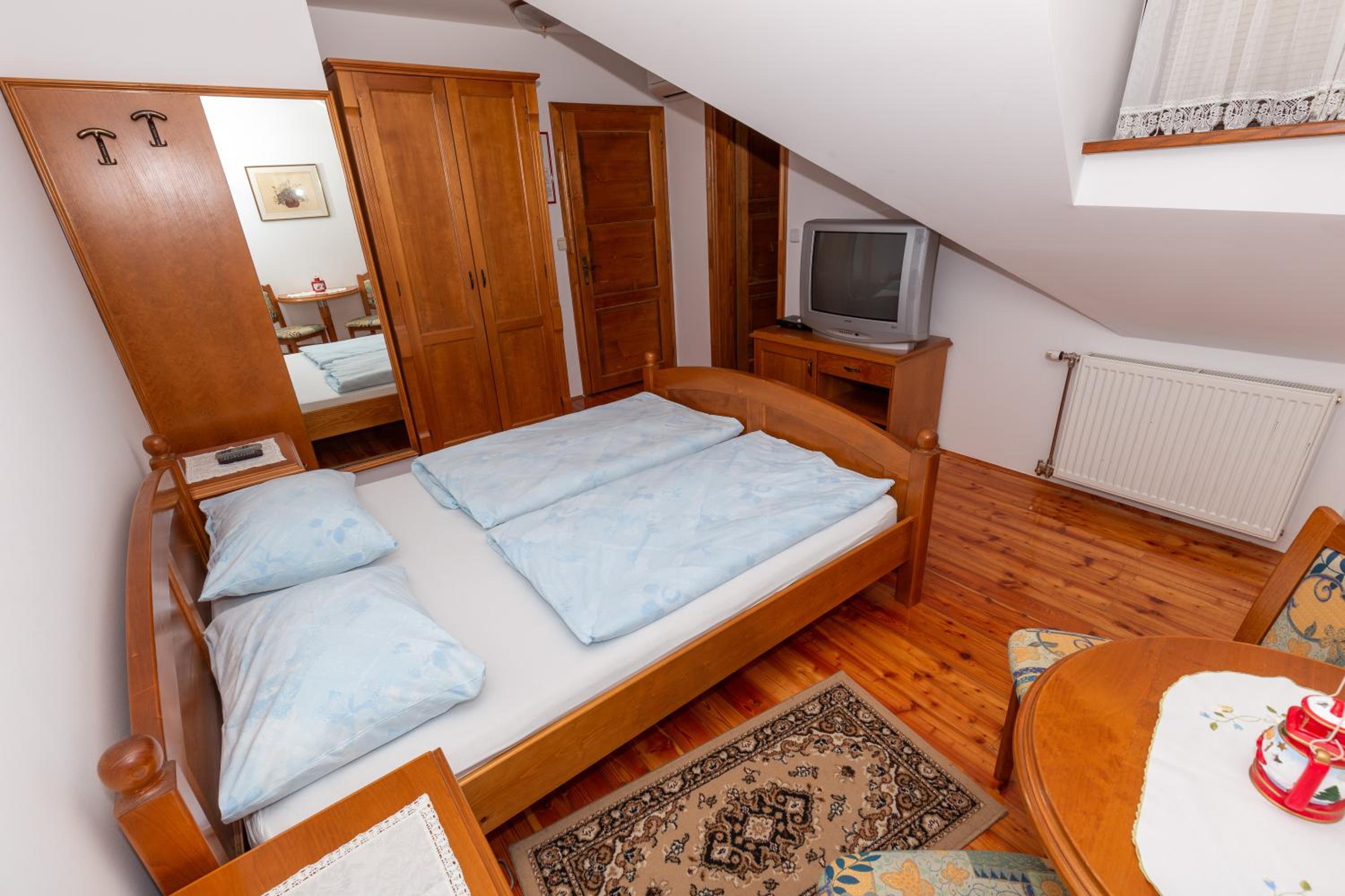 Standard Double Room - Photo 1