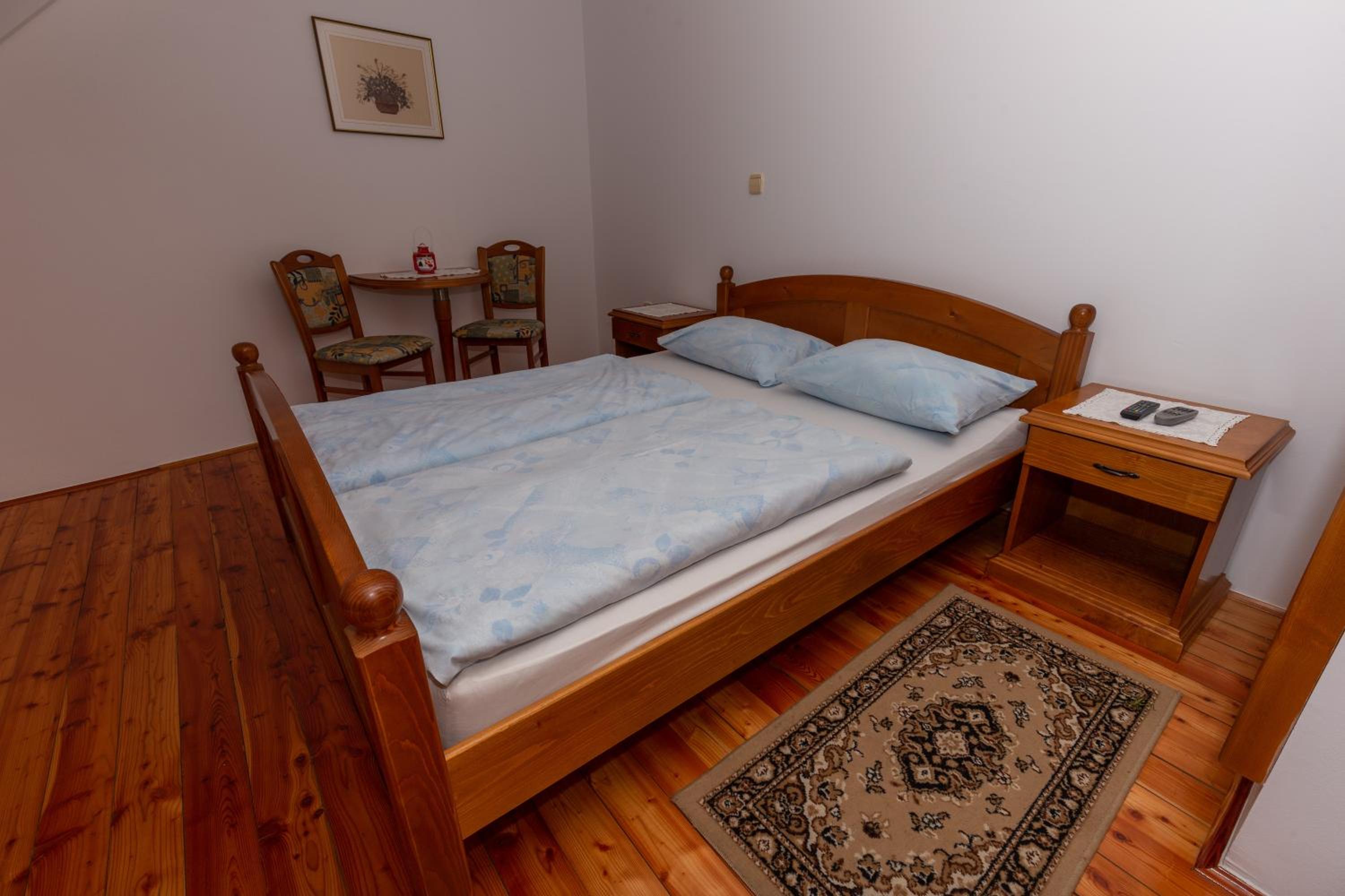 Standard Double Room - Photo 3