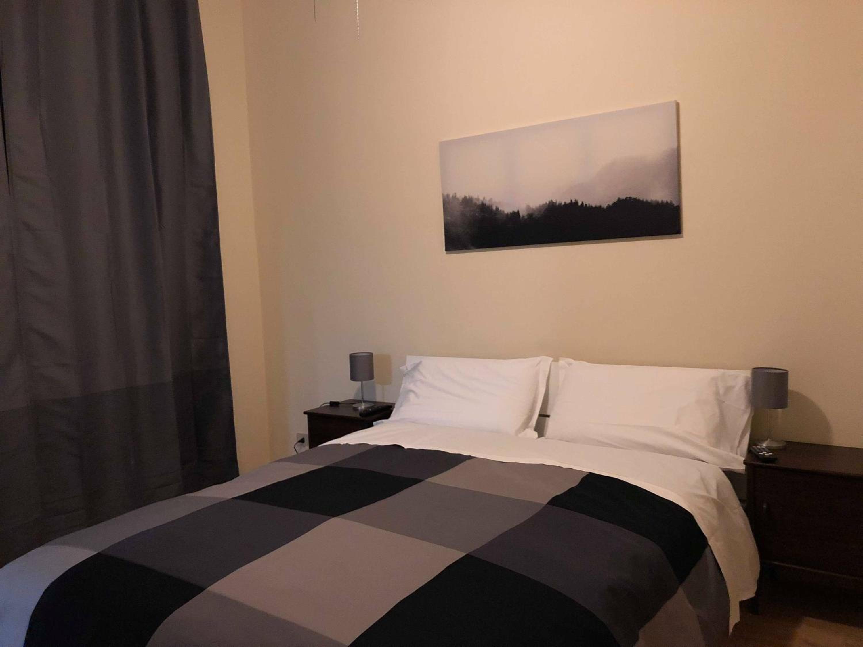 Single Room With Bathroom photo 1