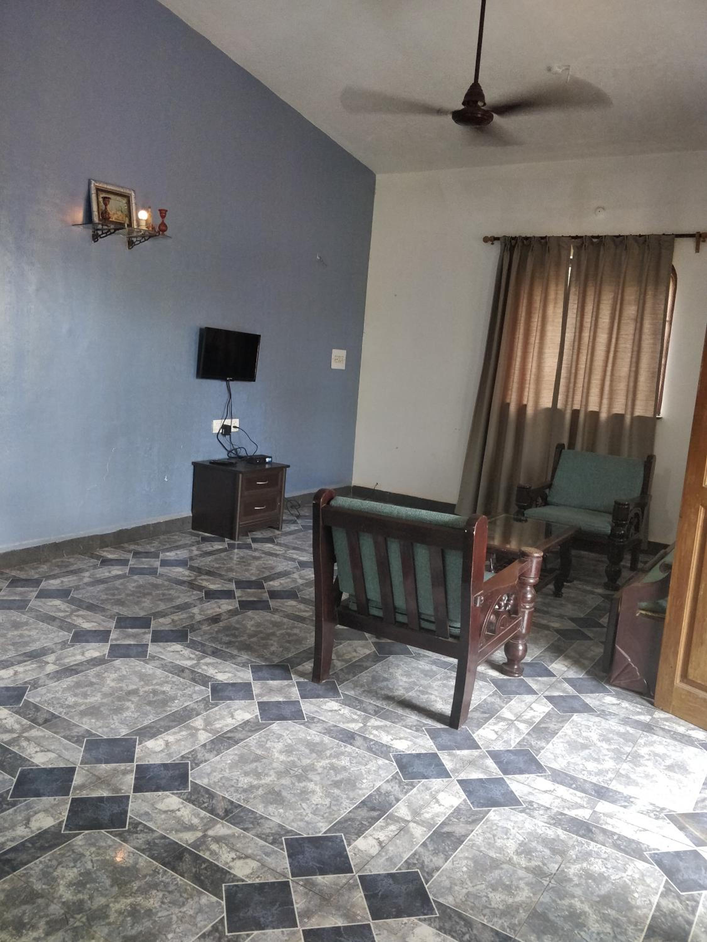 Two-Bedroom Apartment - Photo 13