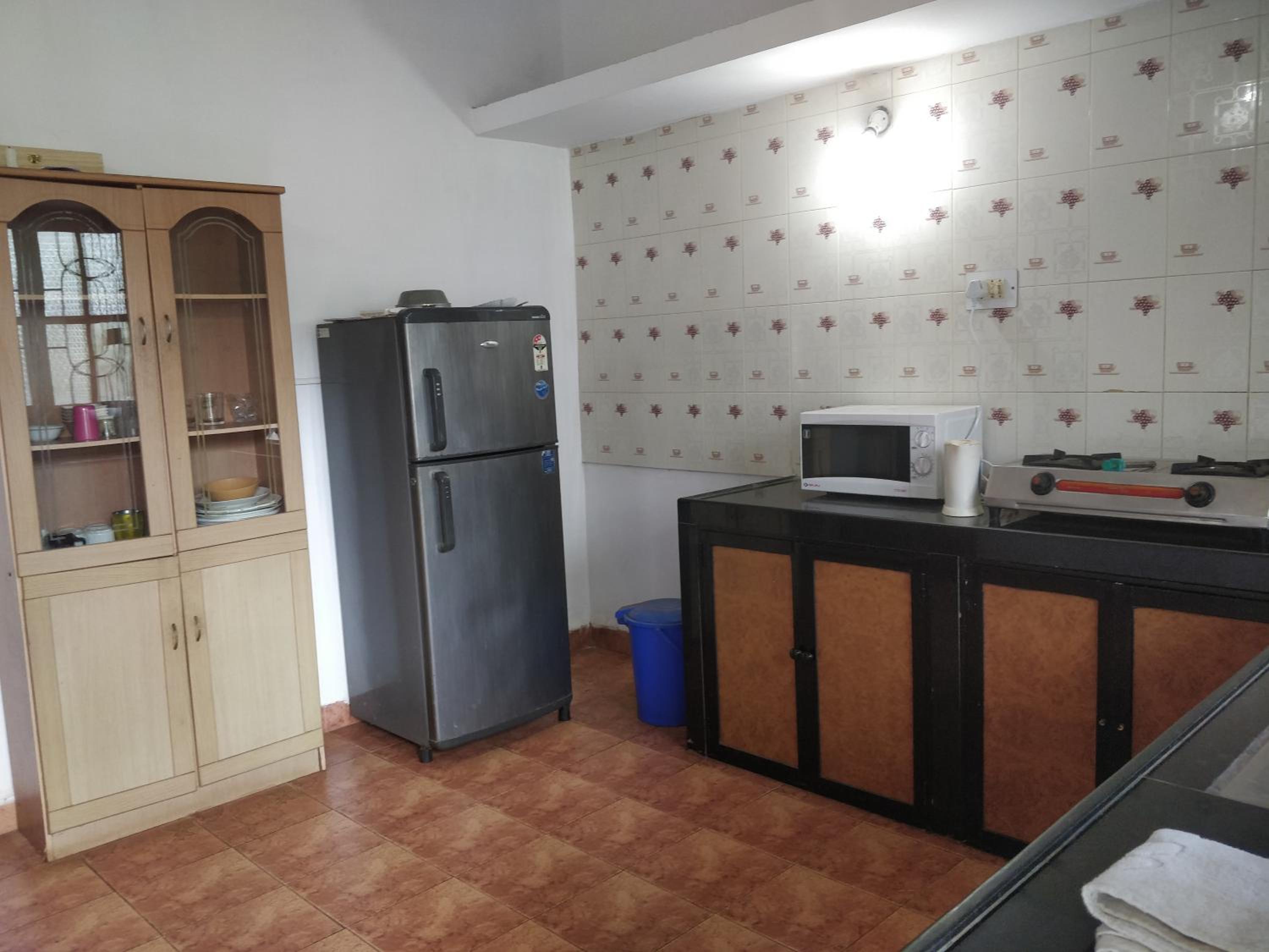 Two-Bedroom Apartment - Photo 3