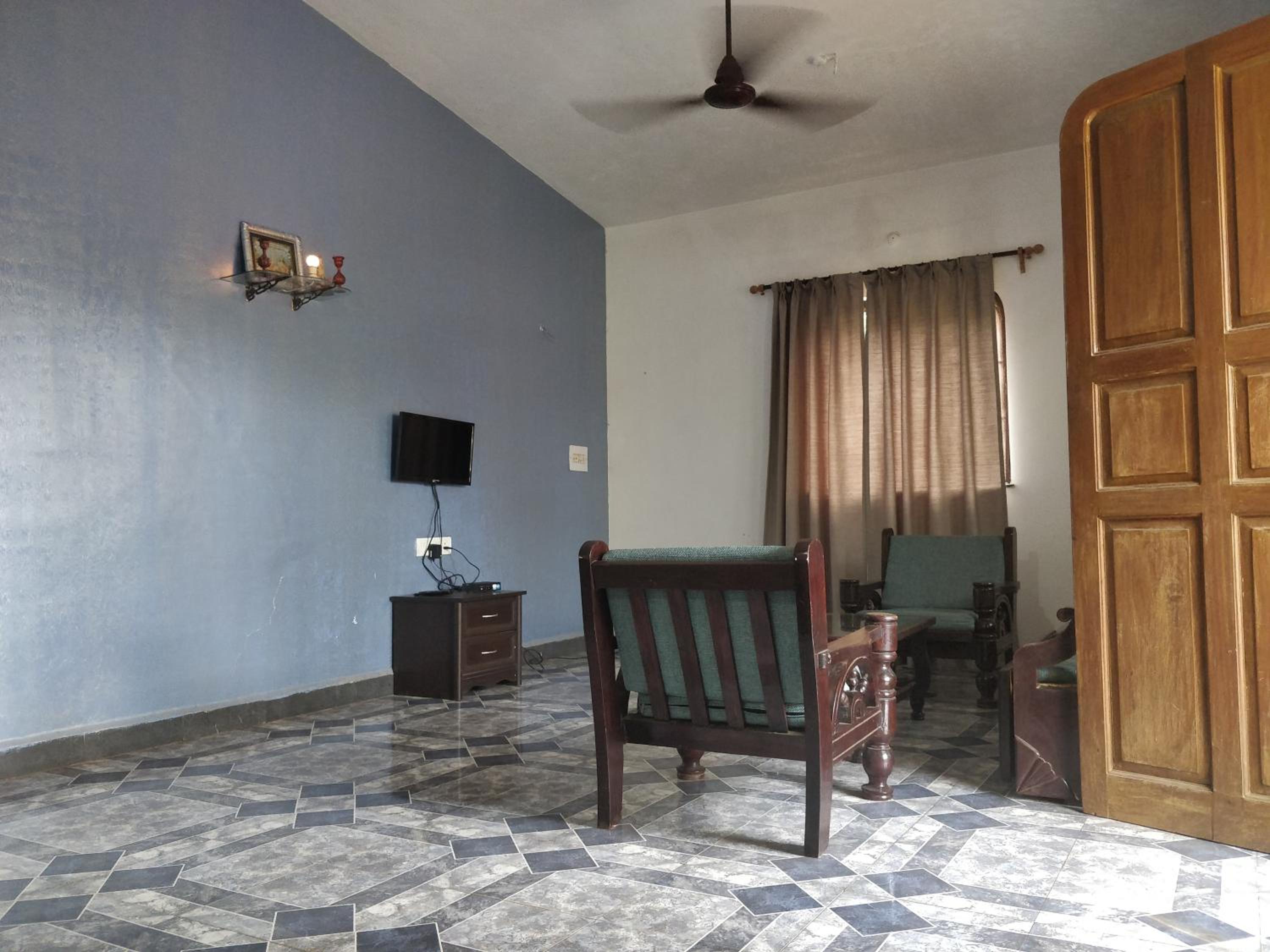 Two-Bedroom Apartment - Photo 15