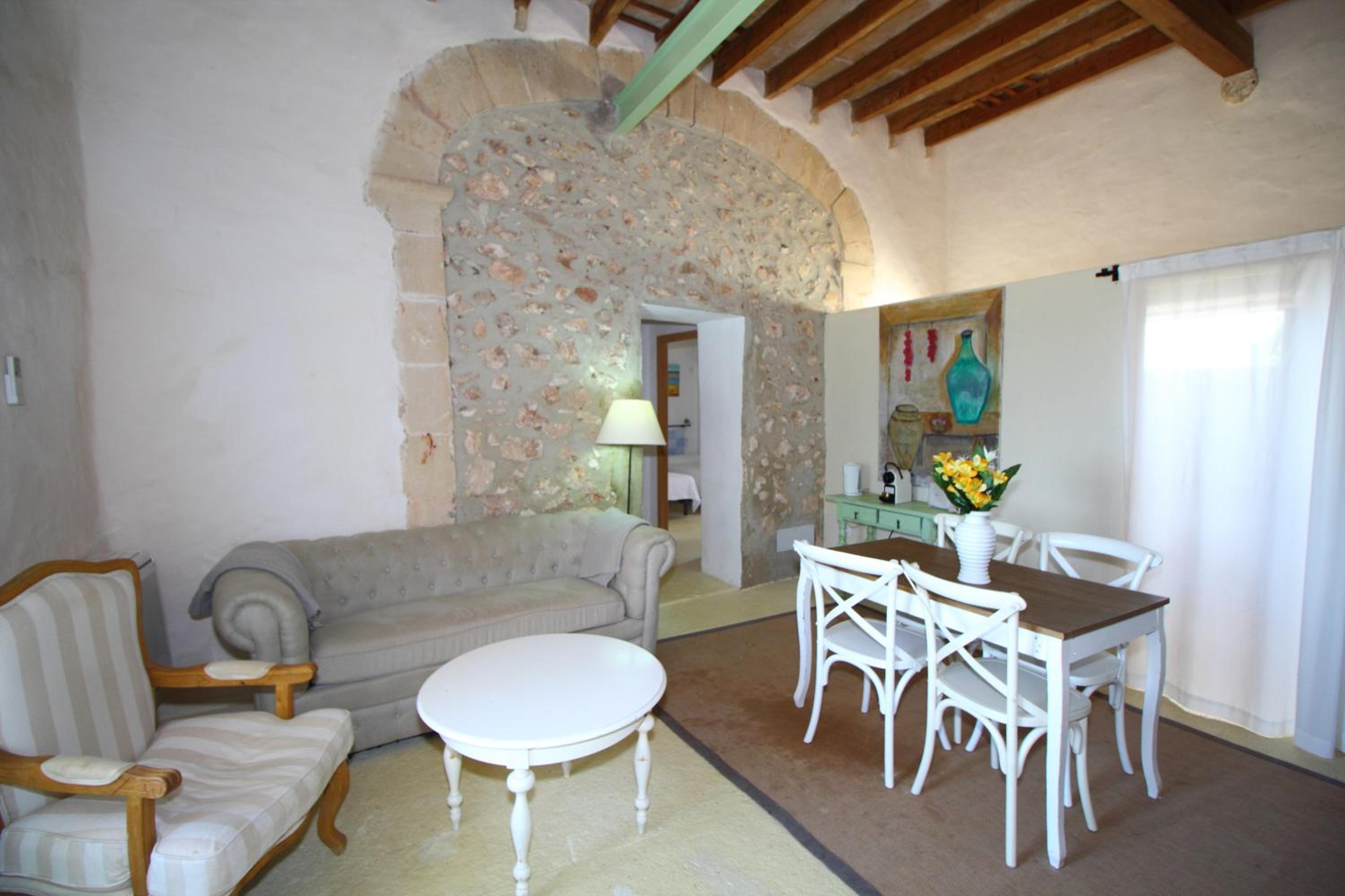 Apartamento de Dos Habitaciones con Terraza
