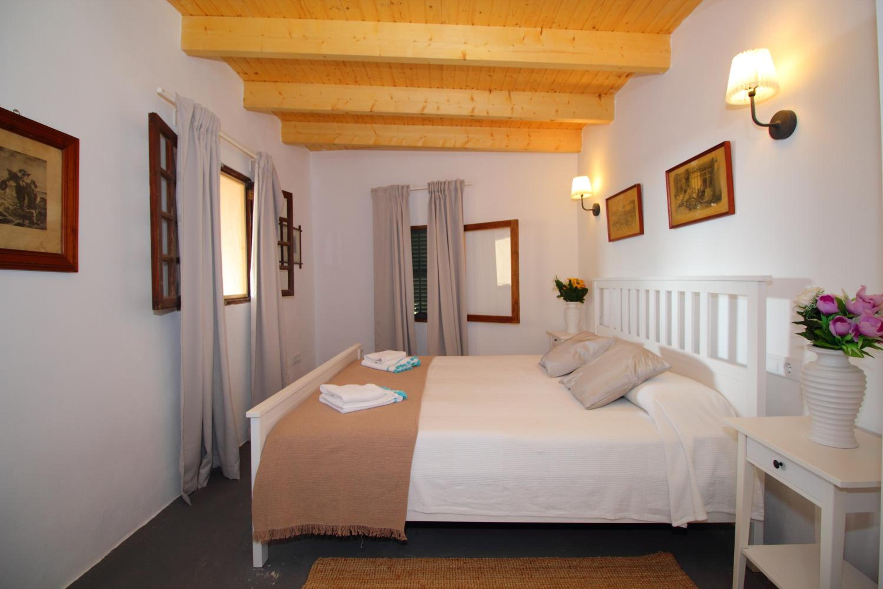 Apartamento de Dos Habitaciones con Terraza