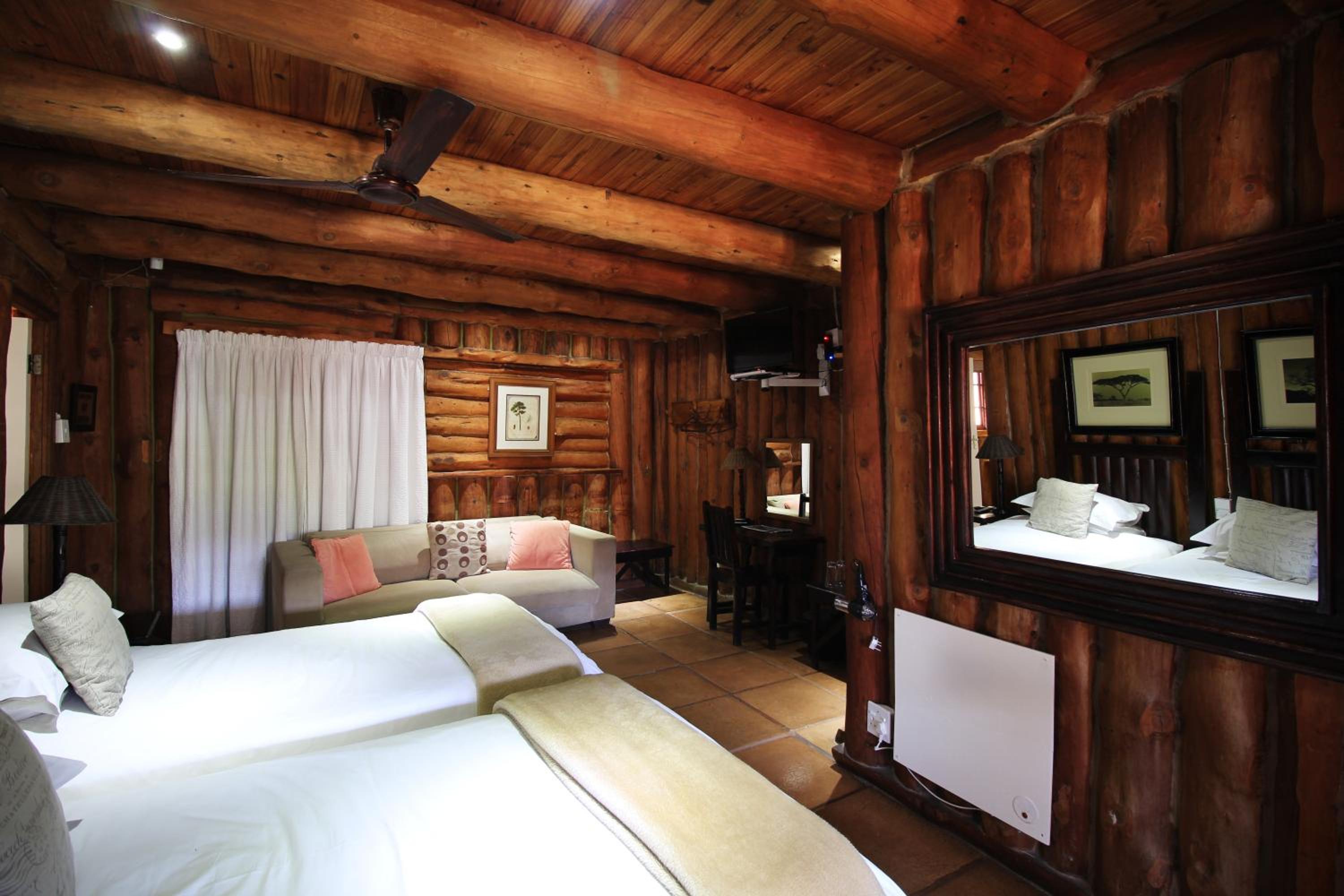 Standard Twin Room with Garden View - Photo 4