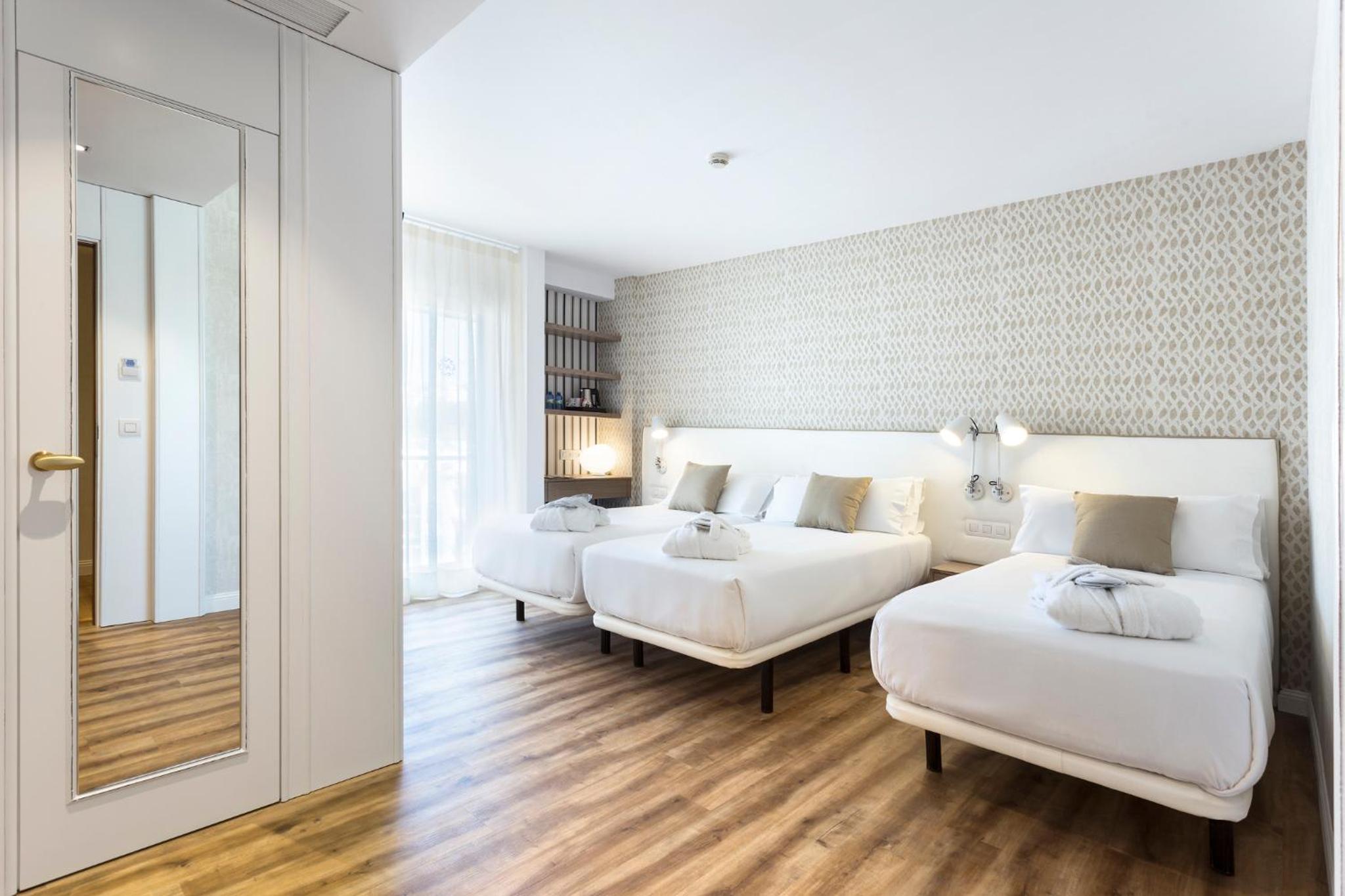Comfort Triple Room - Photo 1