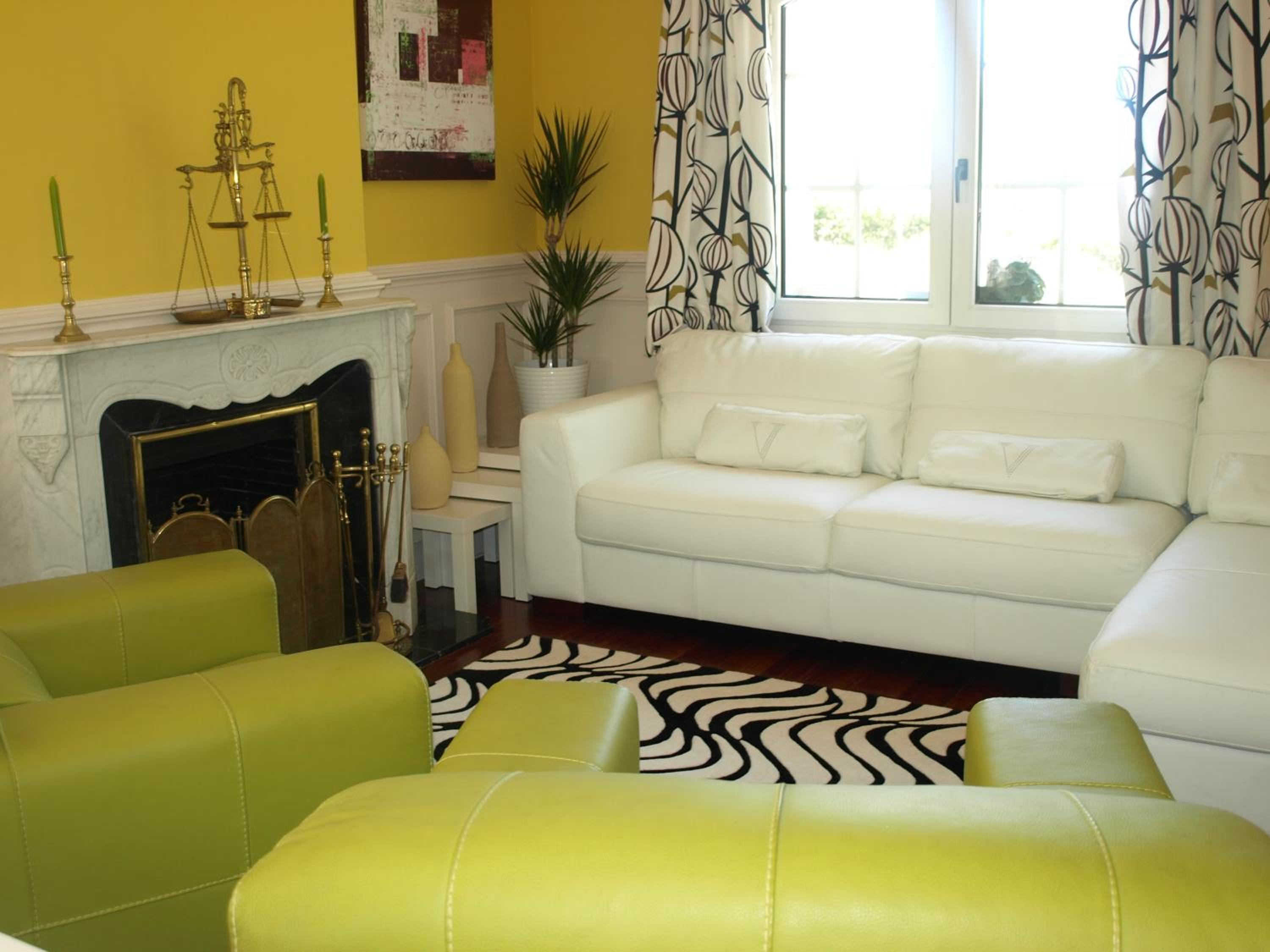 Suite with Balcony - Photo 4