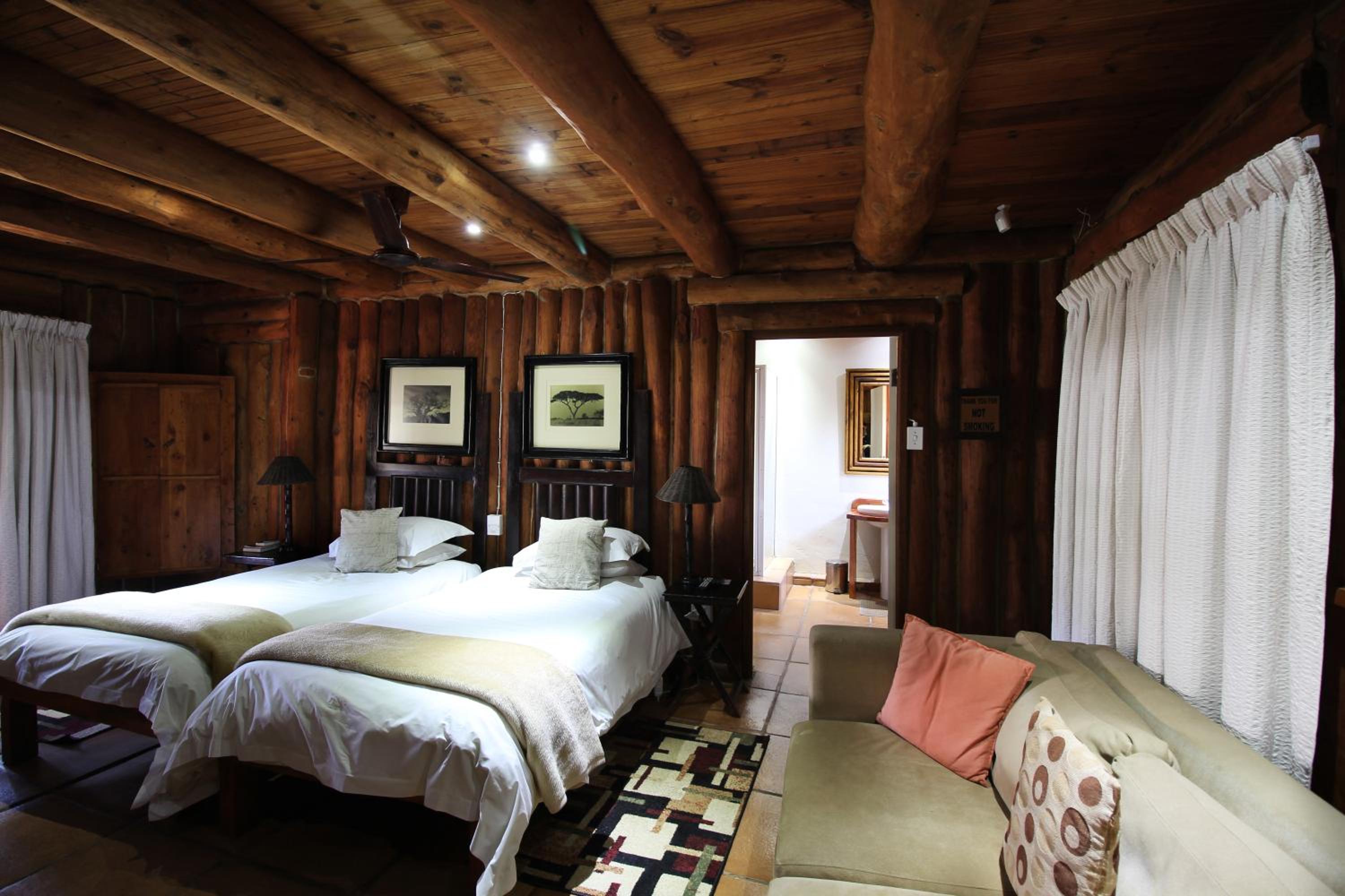 Standard Twin Room with Garden View - Photo 2