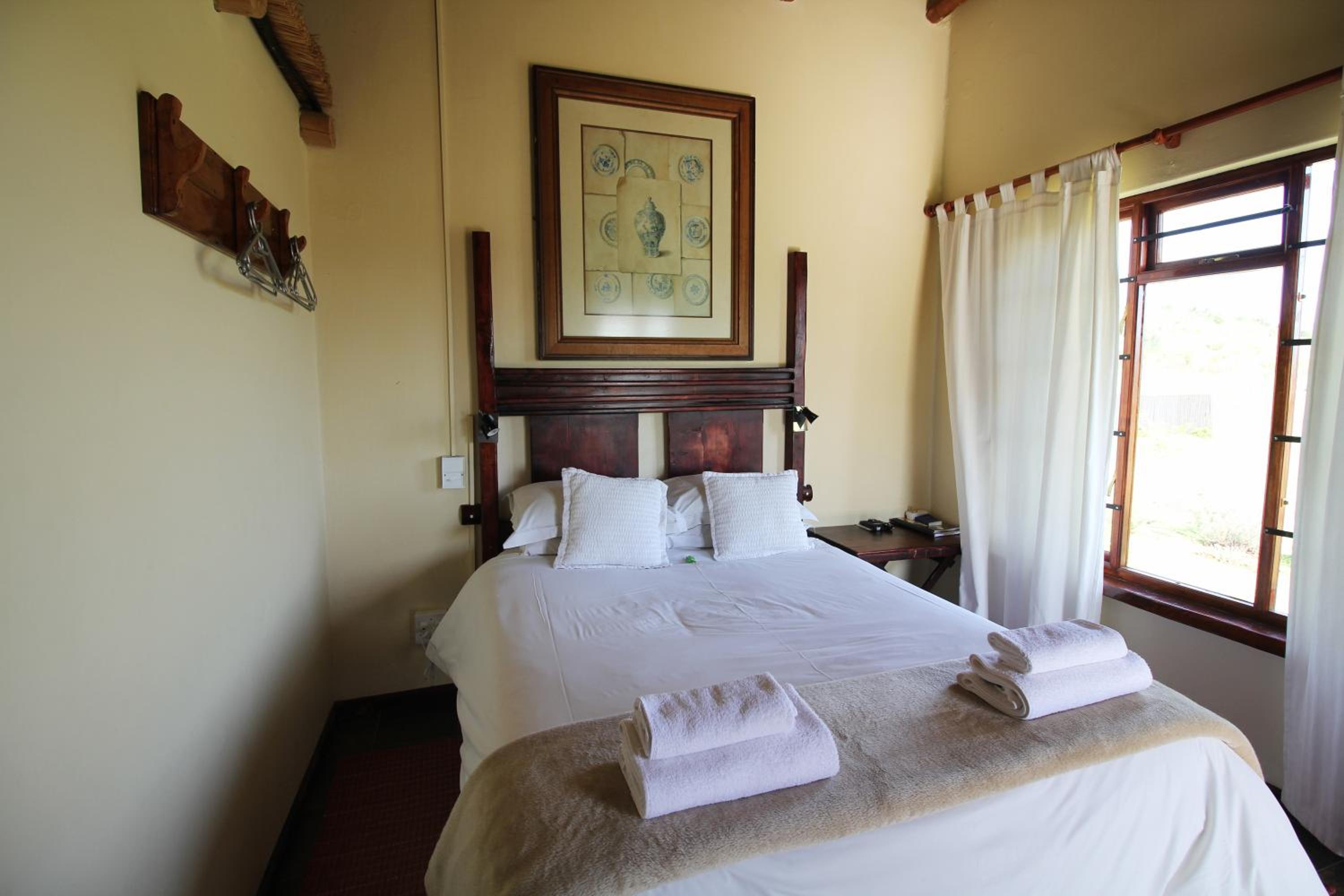 Standard Double Room - Photo 2