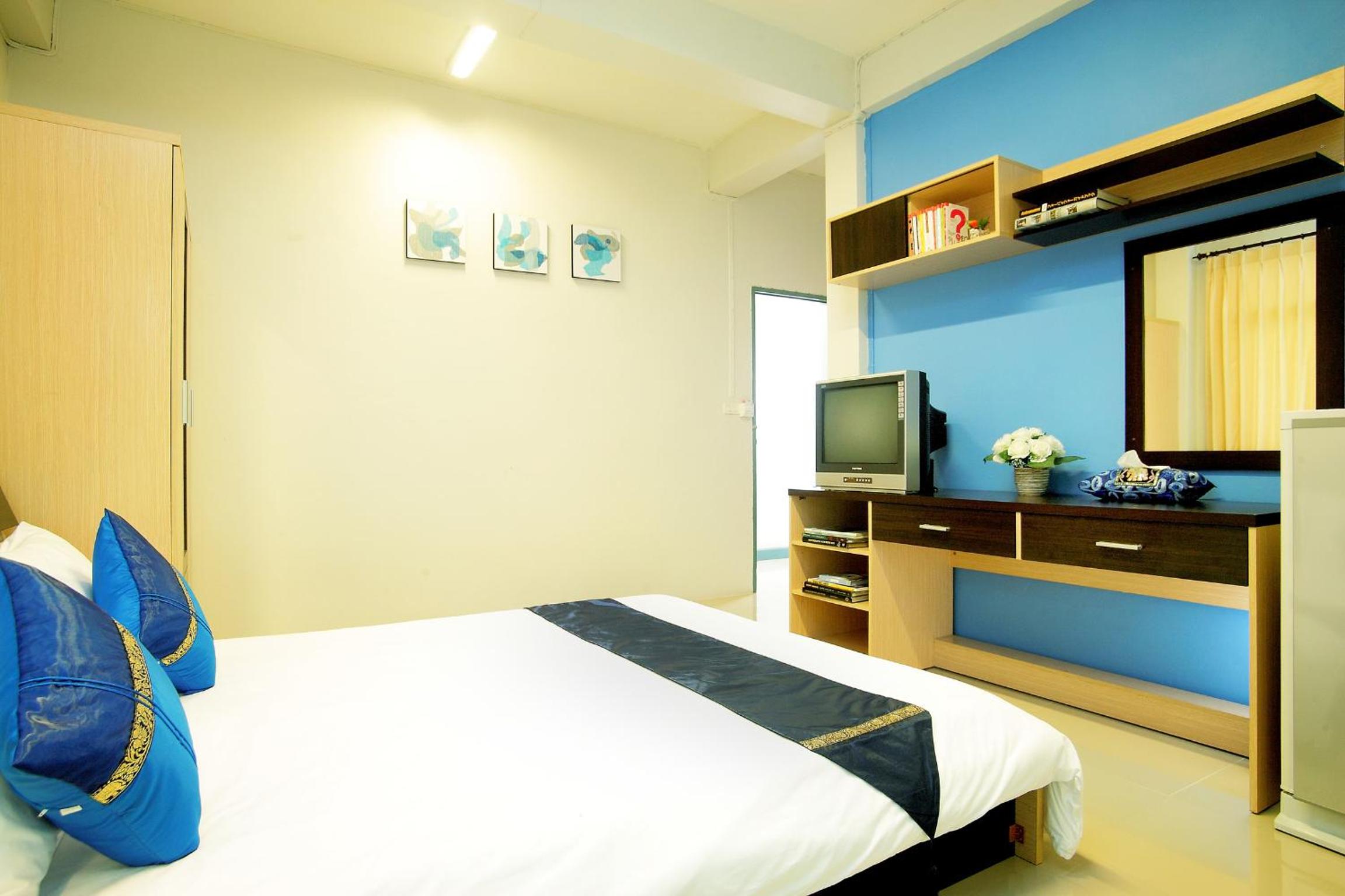 Standard Double or Twin Room photo 2