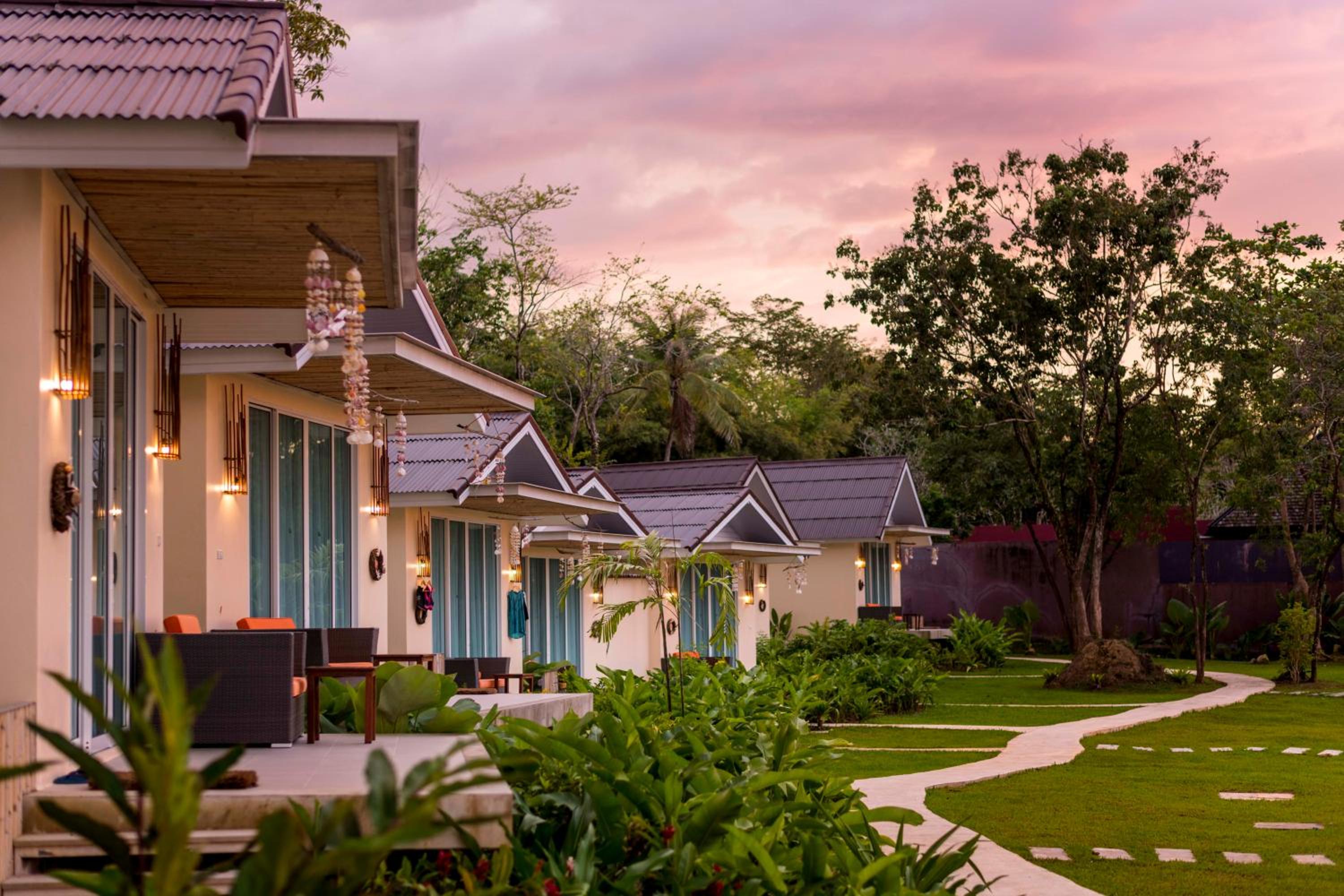 Bungalow - Beach Front photo 2