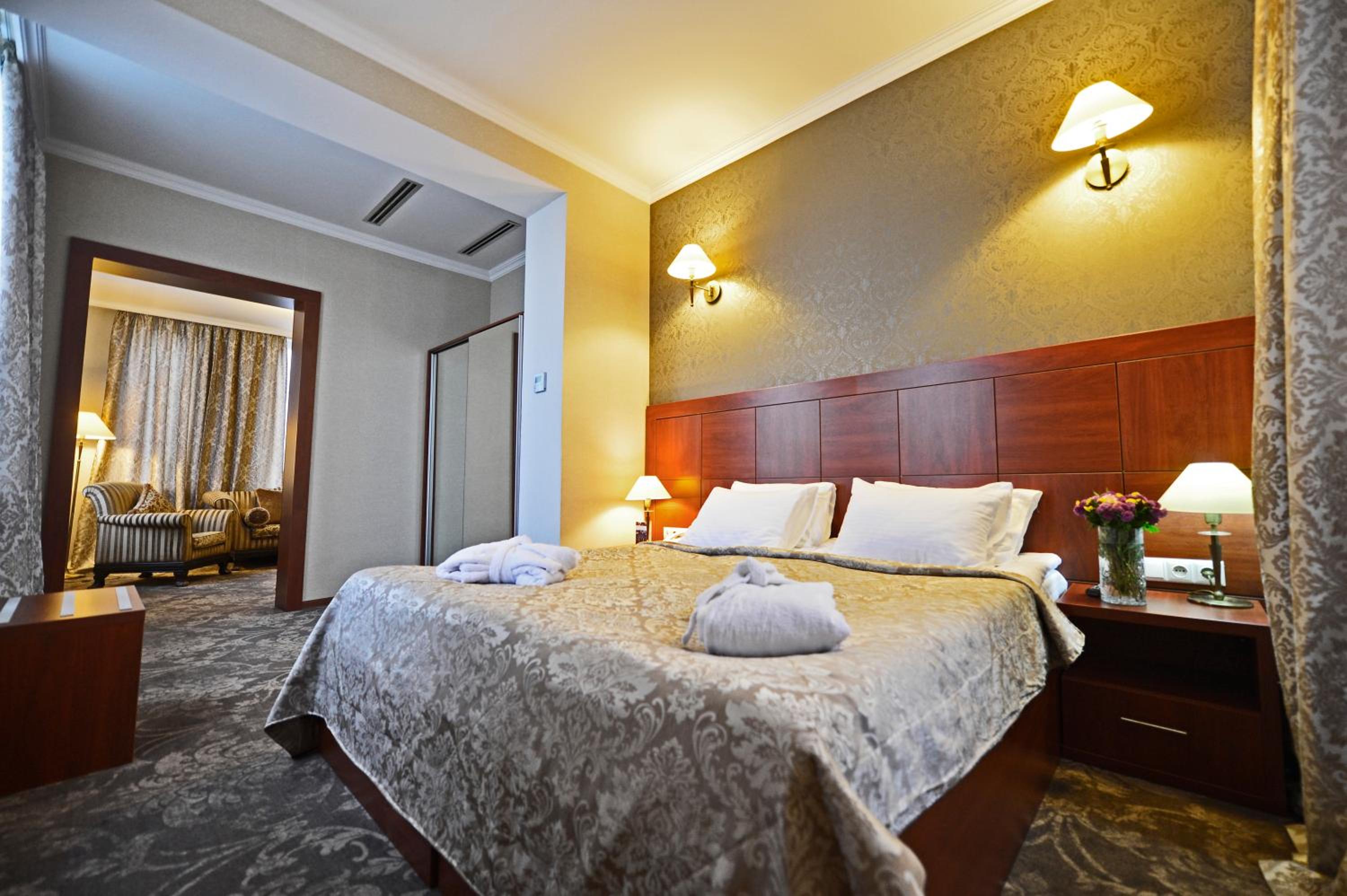 Suite with City View photo 1