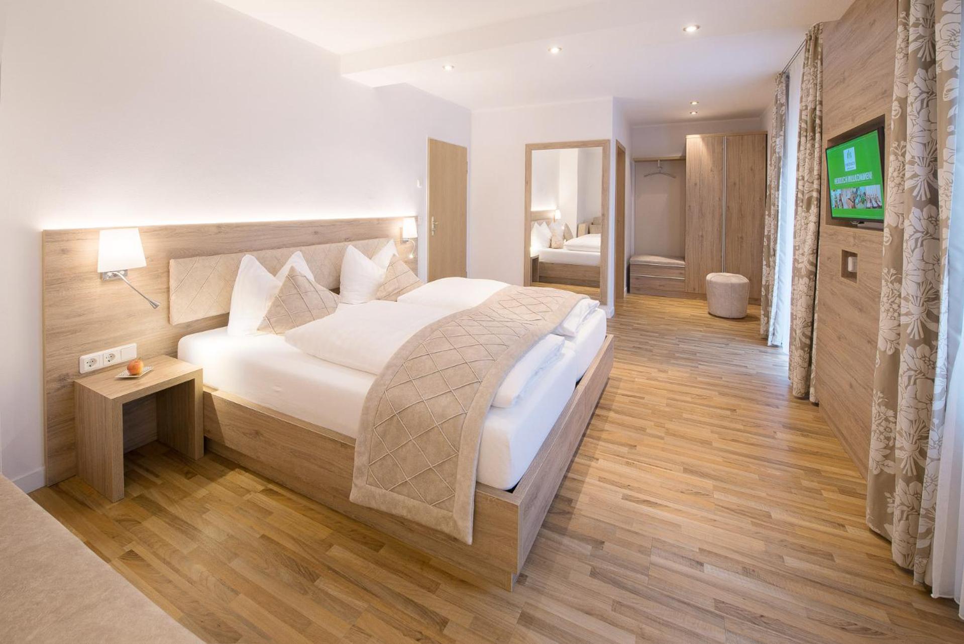Business Double Room - Photo 1