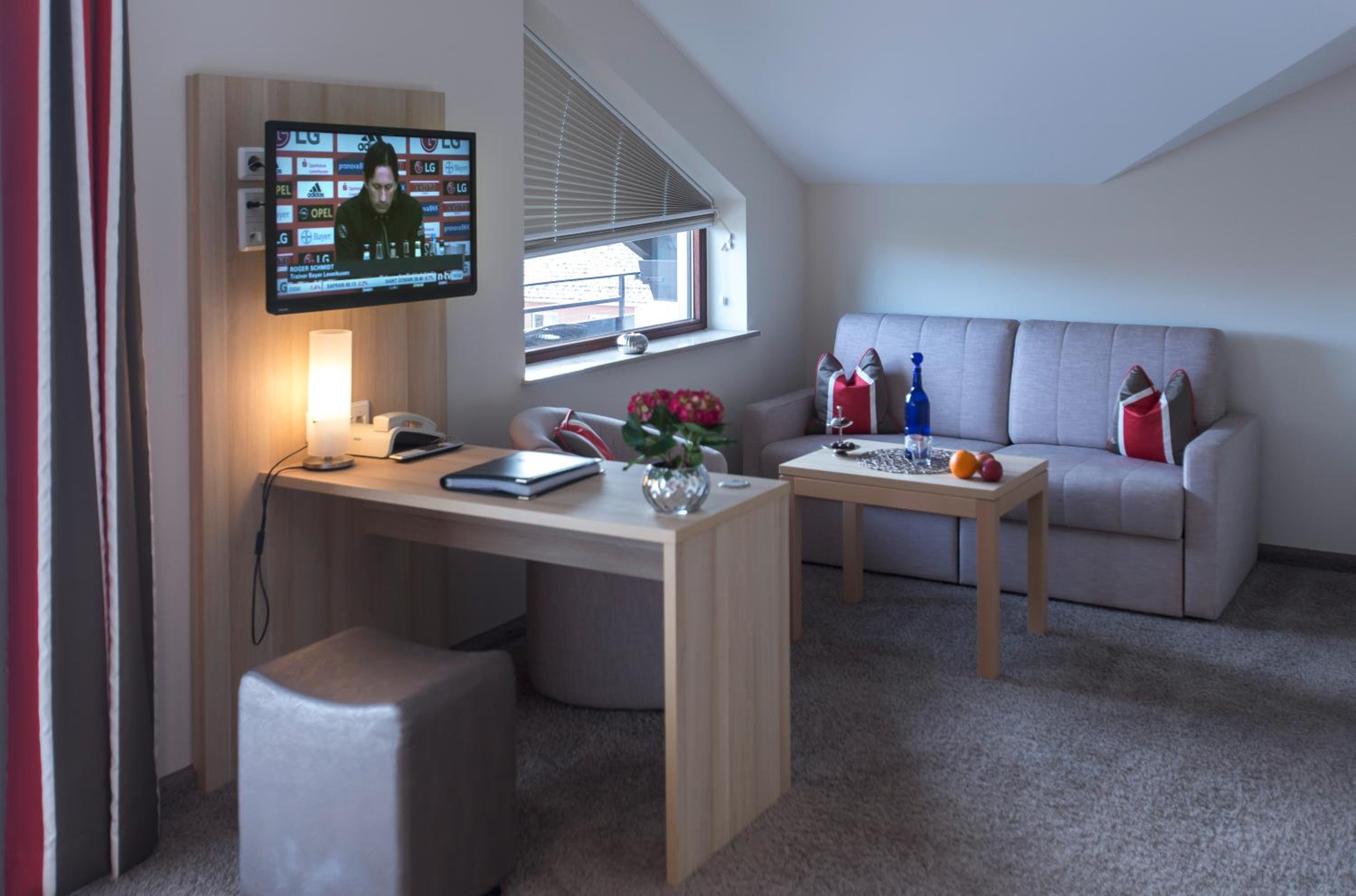 Premium Double Room - Photo 6