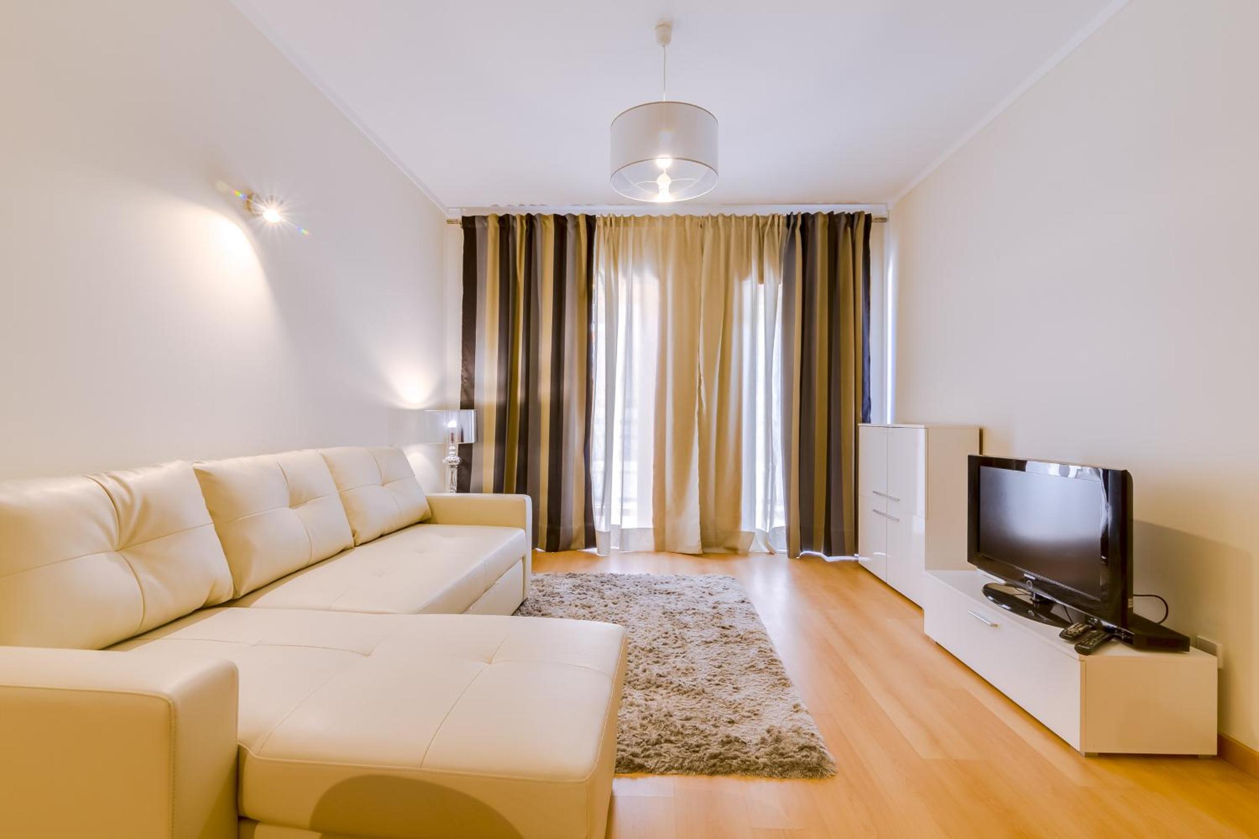 Apartment photo 1