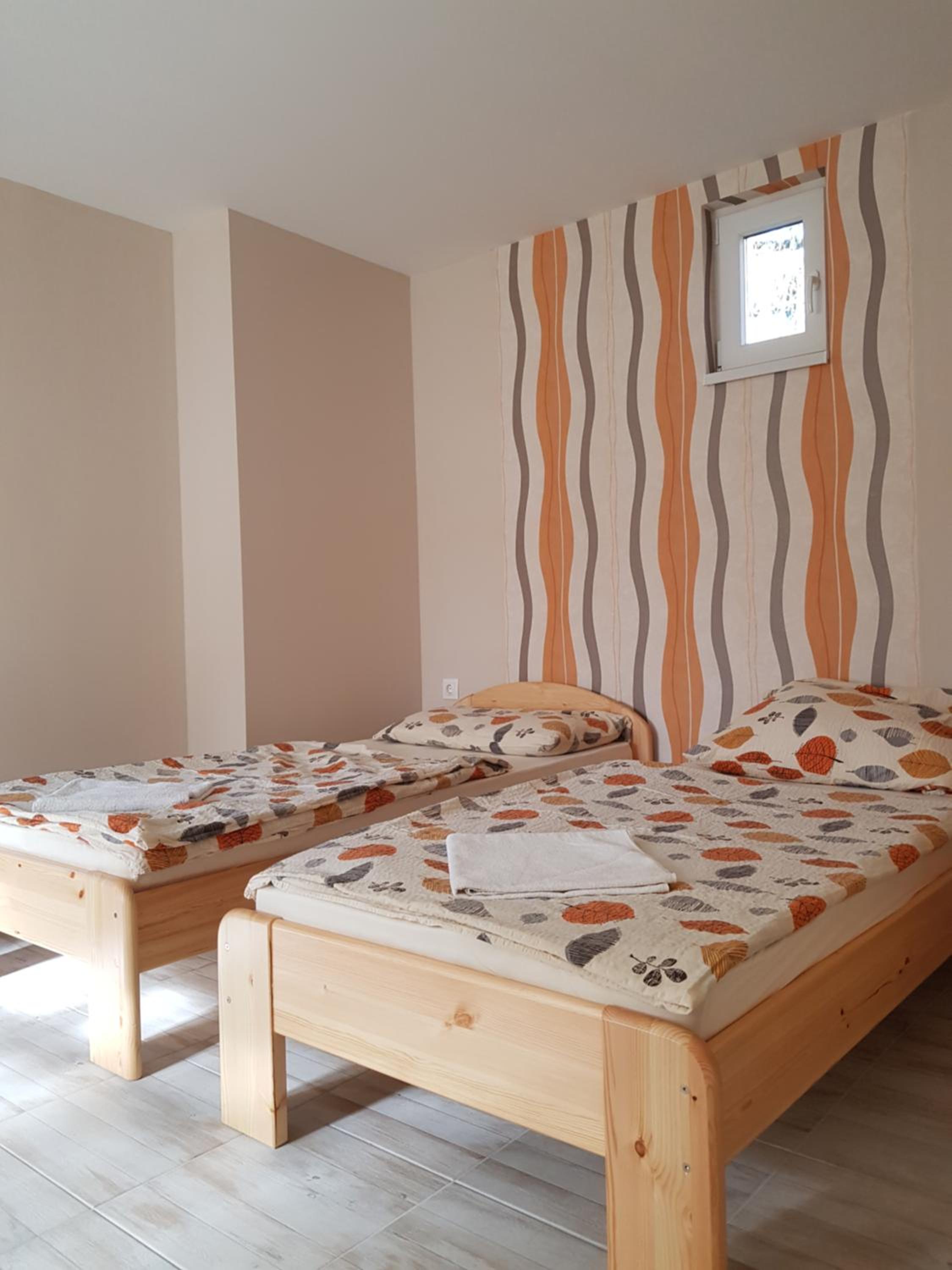One-Bedroom Apartment - Photo 4