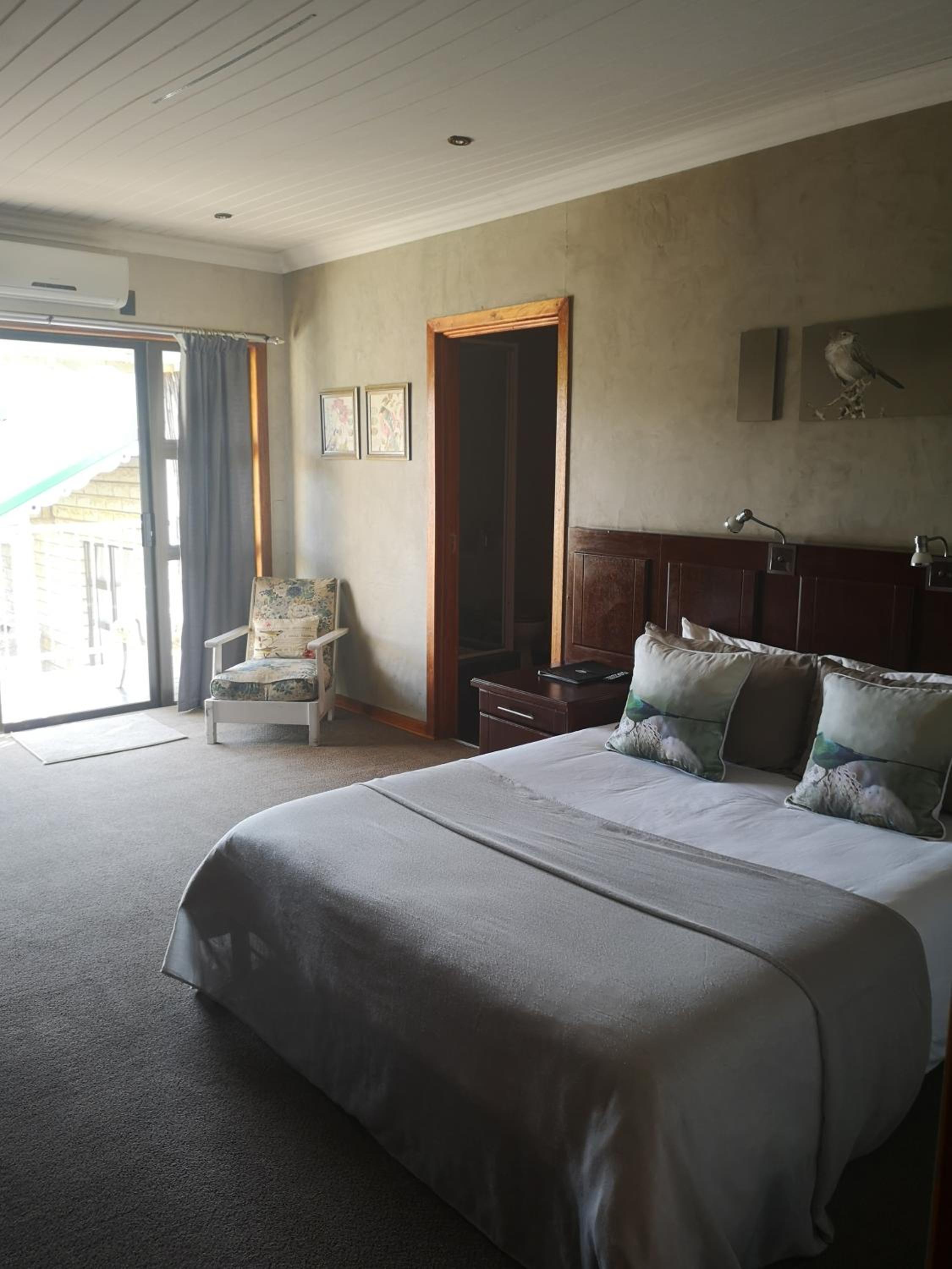 Queen Room with Balcony