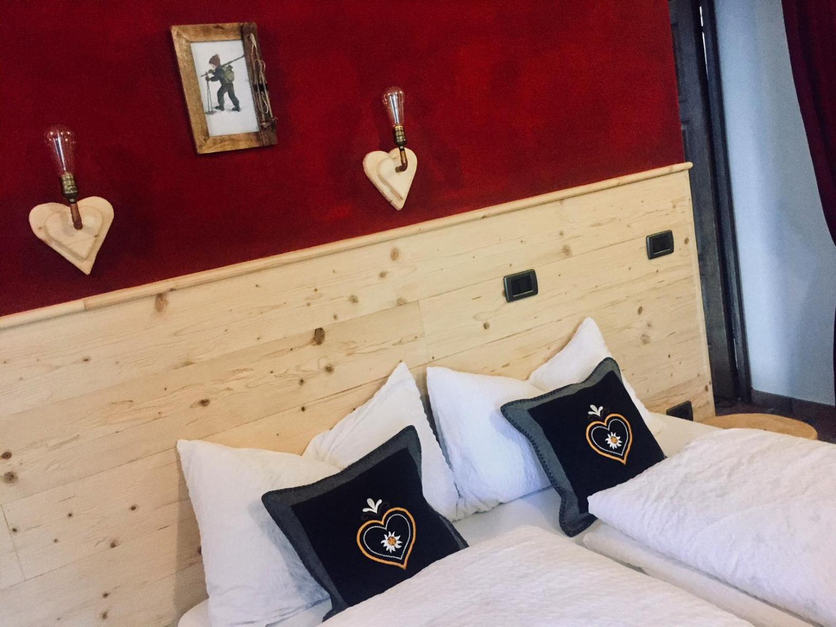Double Room - Photo 17