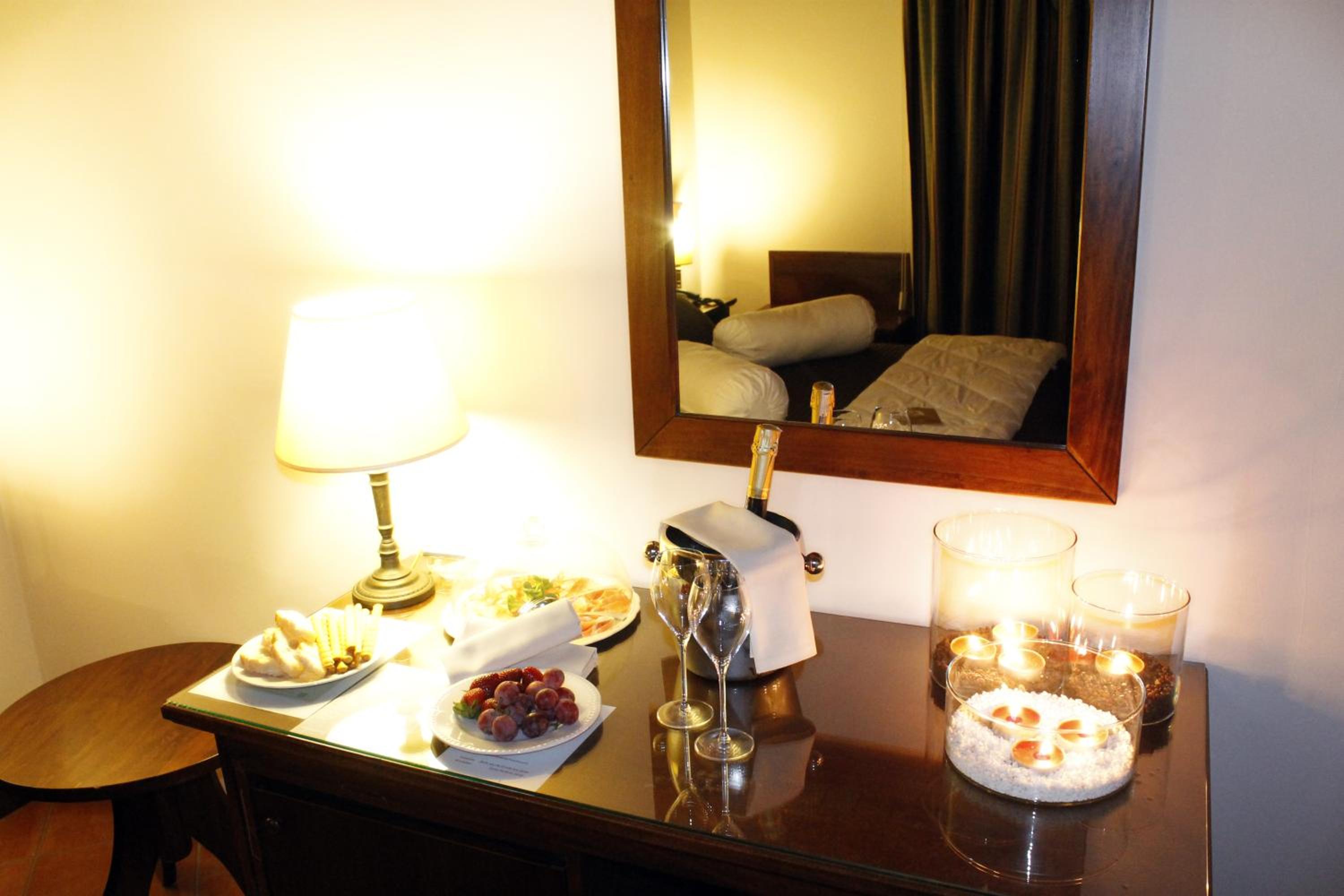 King Room with Balcony photo 1