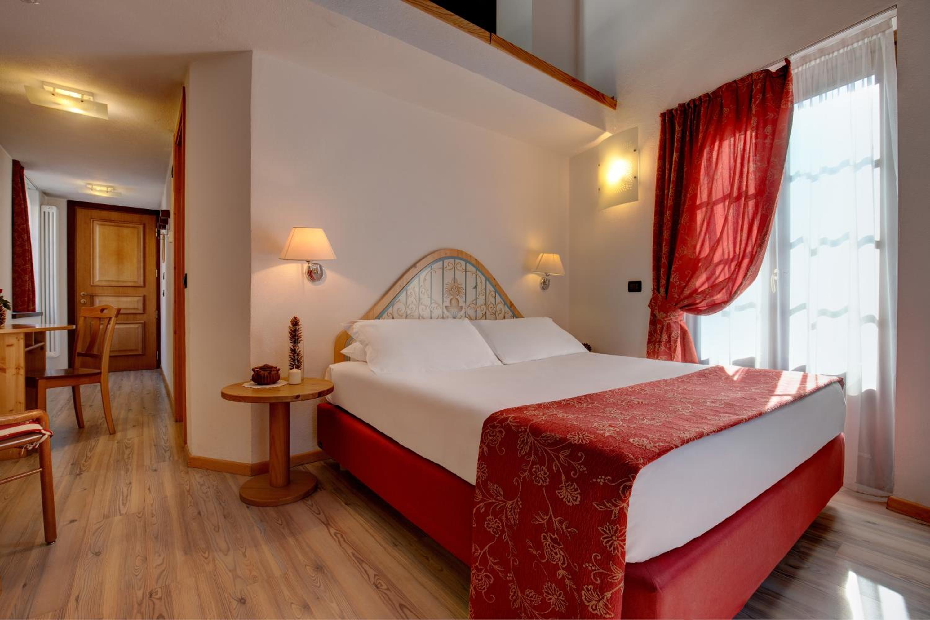 Superior Double Room with SPA Access - Photo 5
