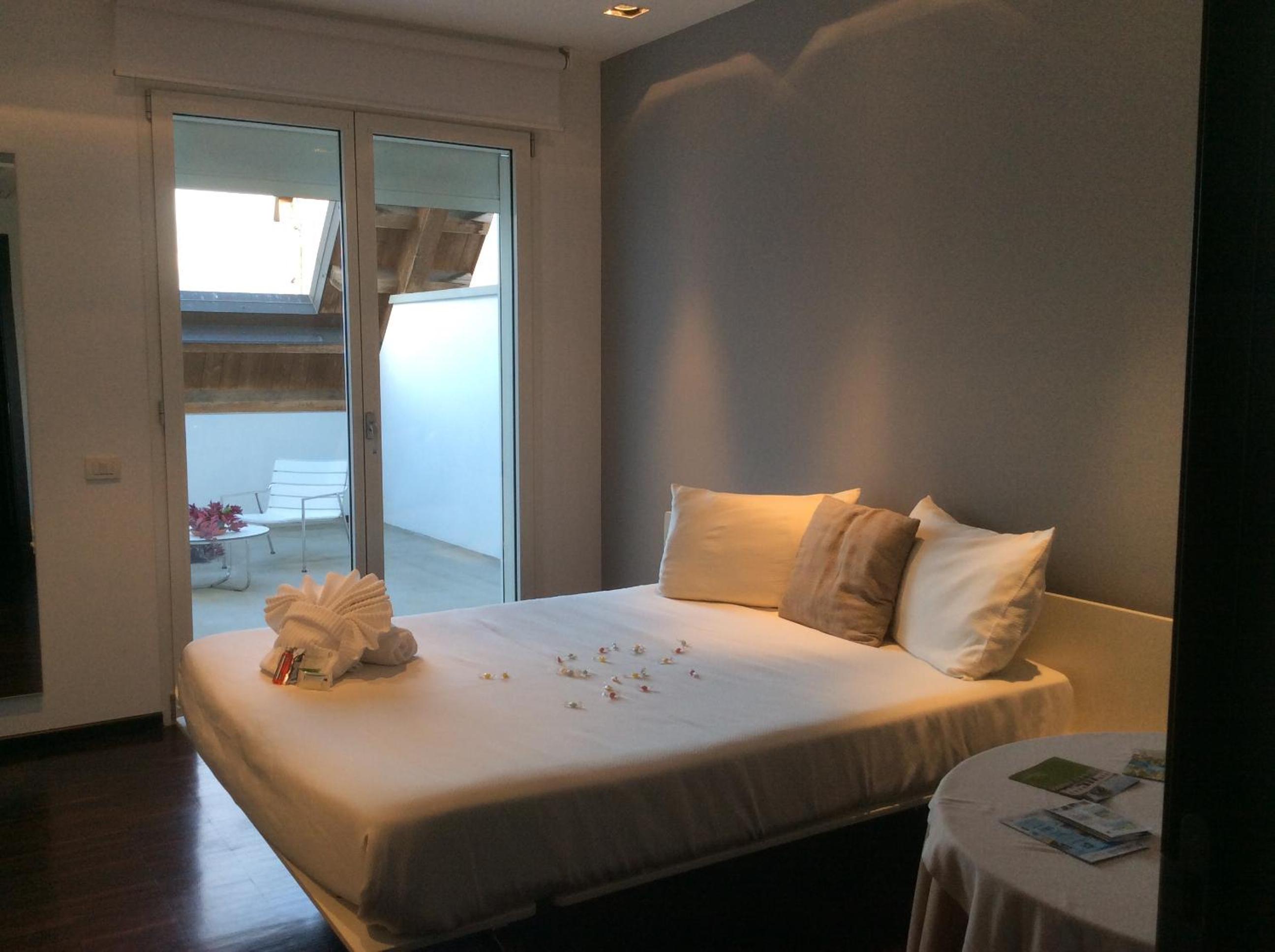Double Room with Terrace photo 2