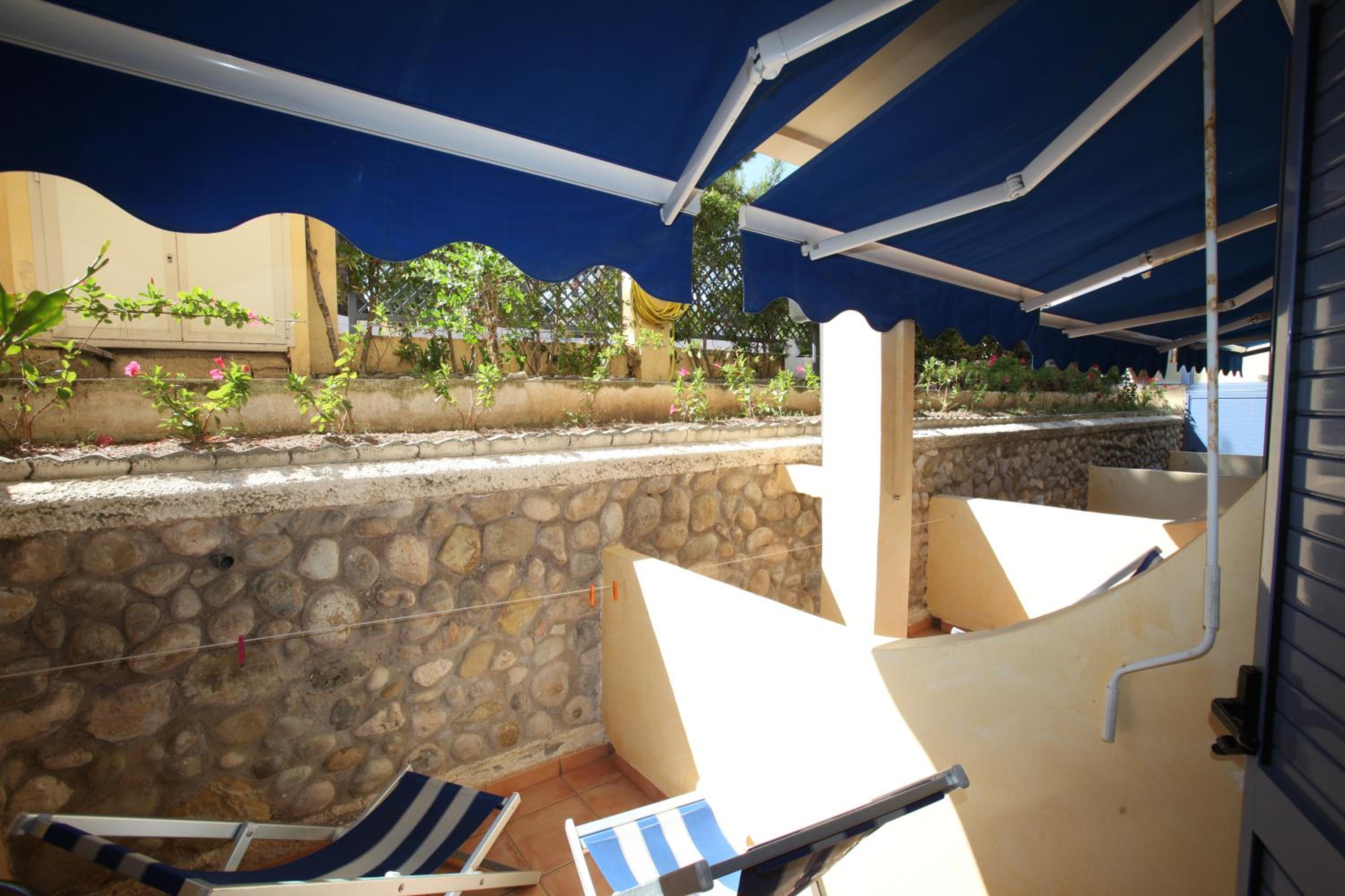 Standard Double or Twin Room with Garden View photo 3