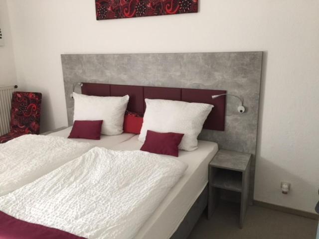 Standard Twin Room photo 3