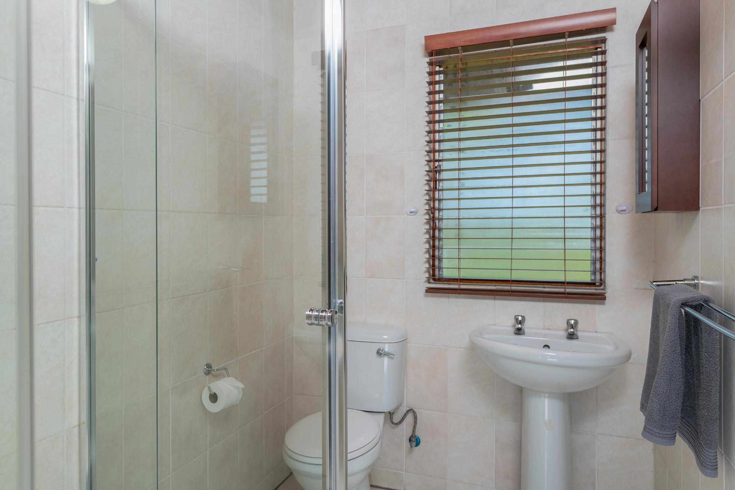 Apartment - Photo 25