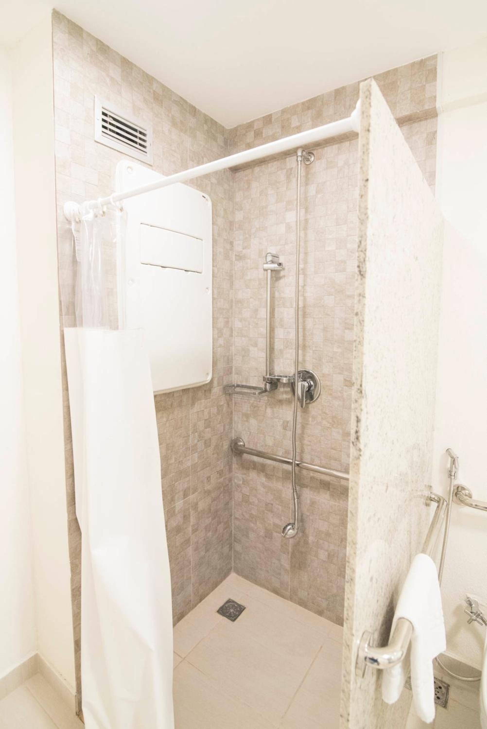 Standard PwD Disability Access - 1 Double Bed
