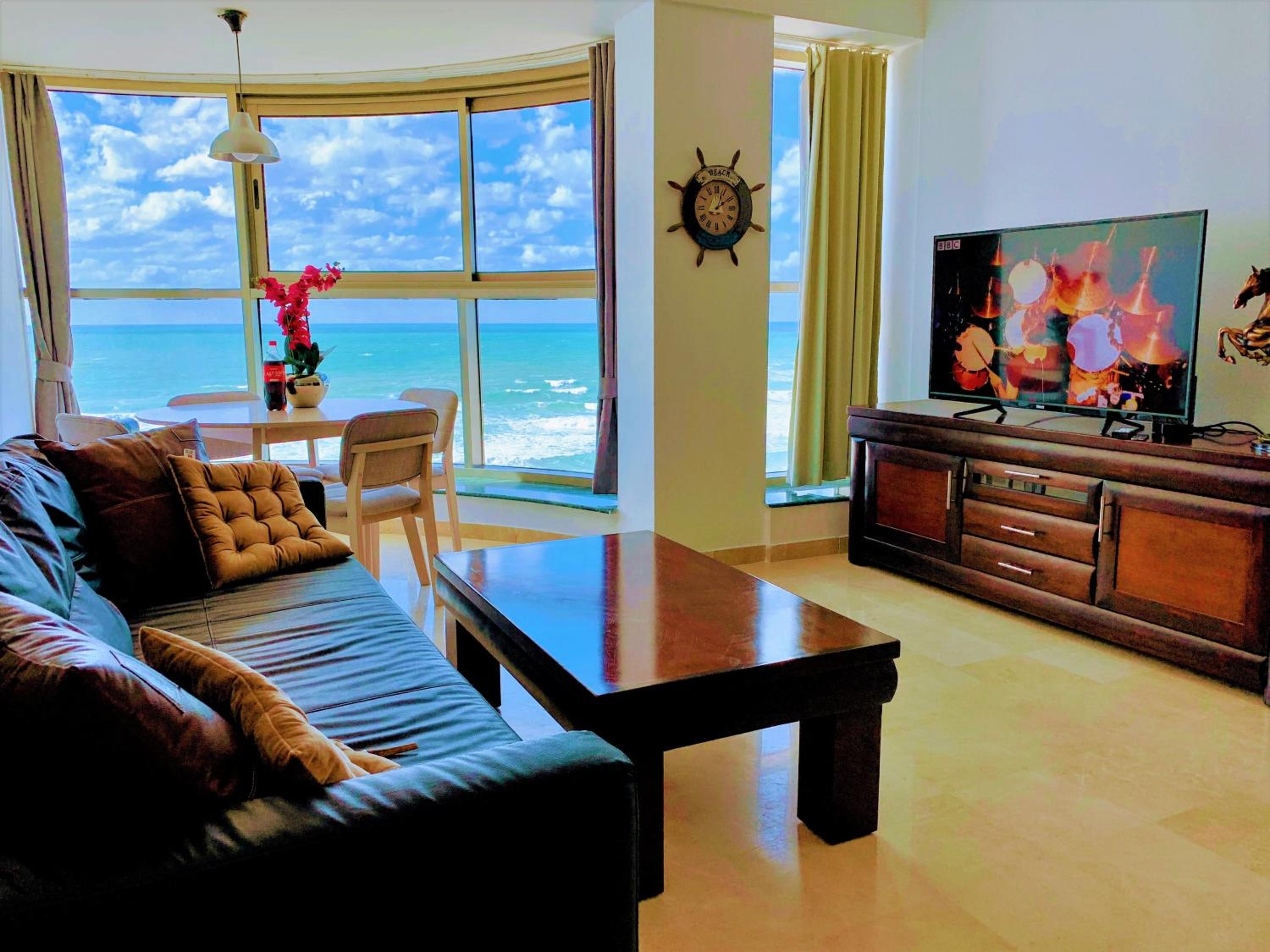 Apartment with Sea View photo 2