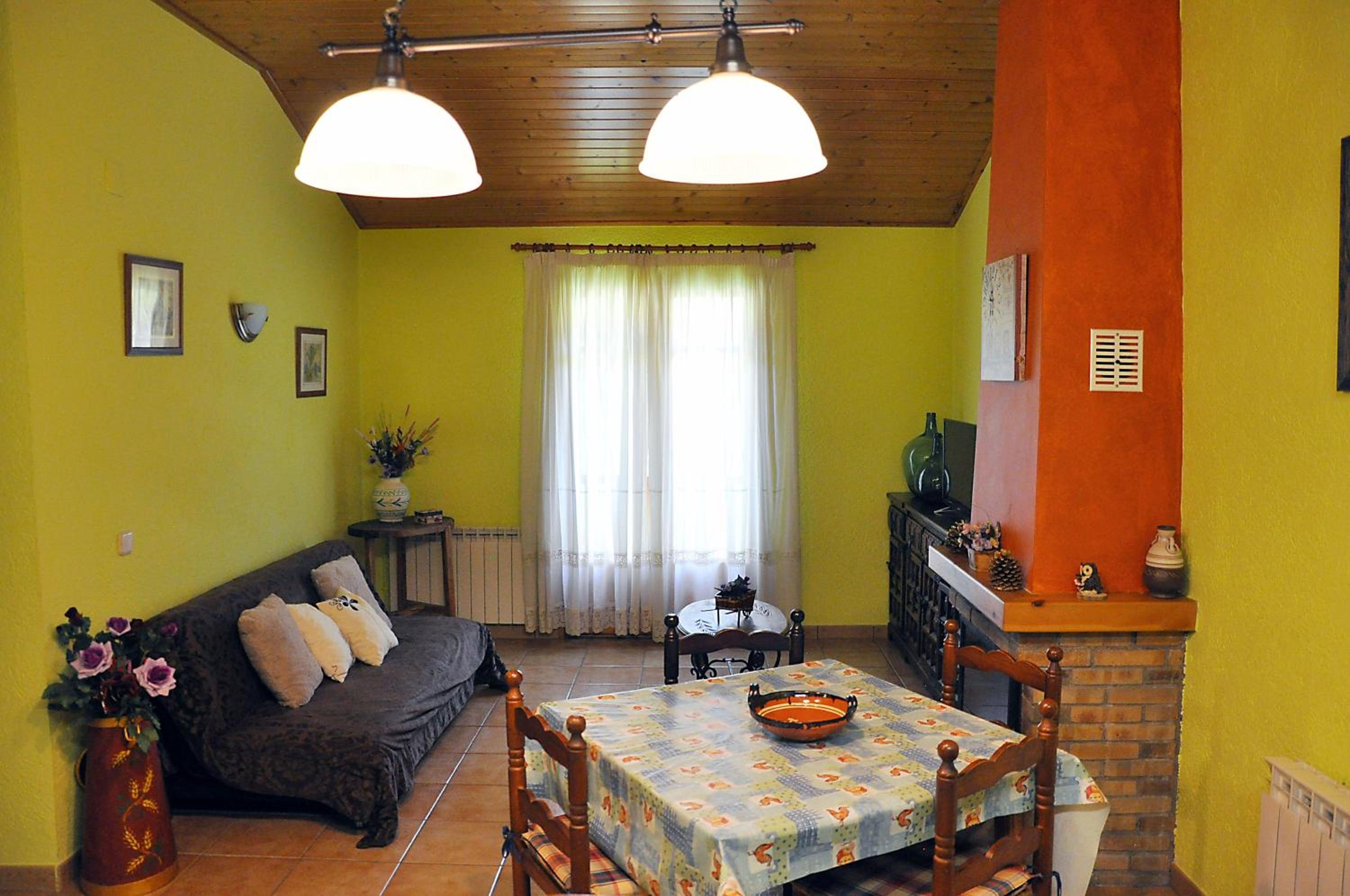 Apartment with Mountain View photo 2