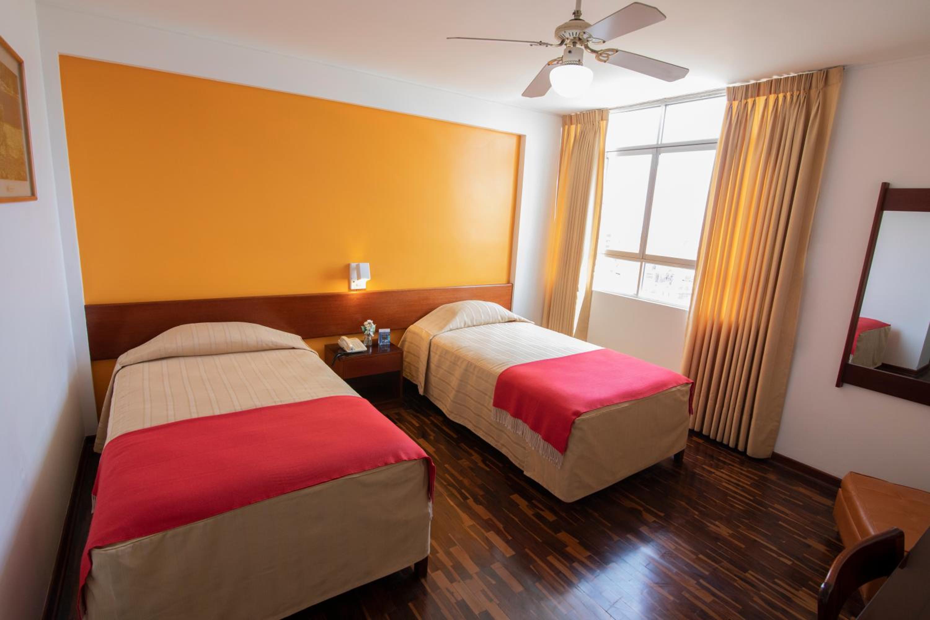Twin Room with Bathroom