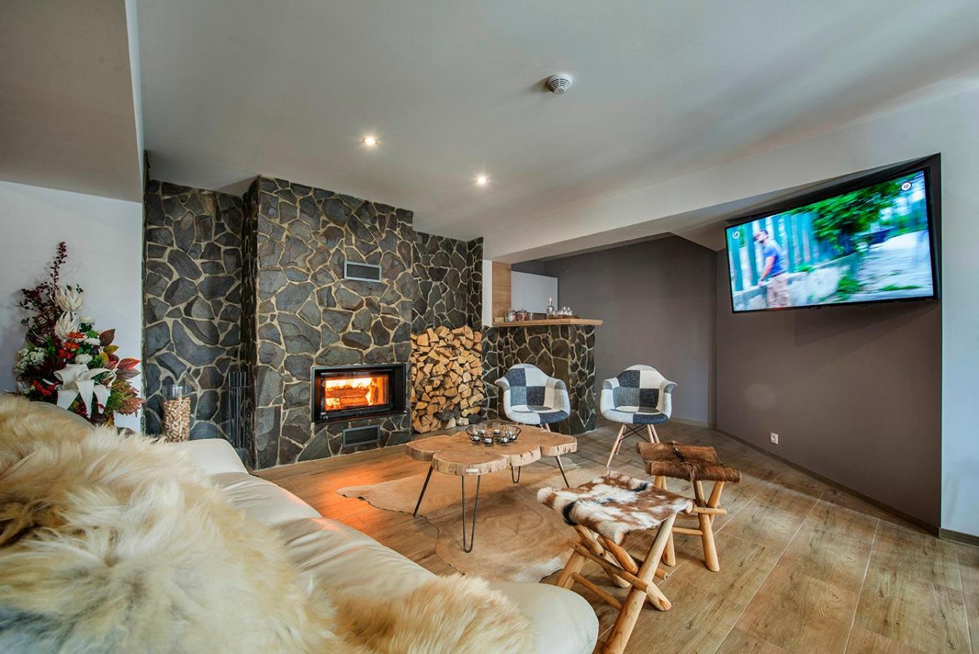 Apartment - Ground Floor photo 2