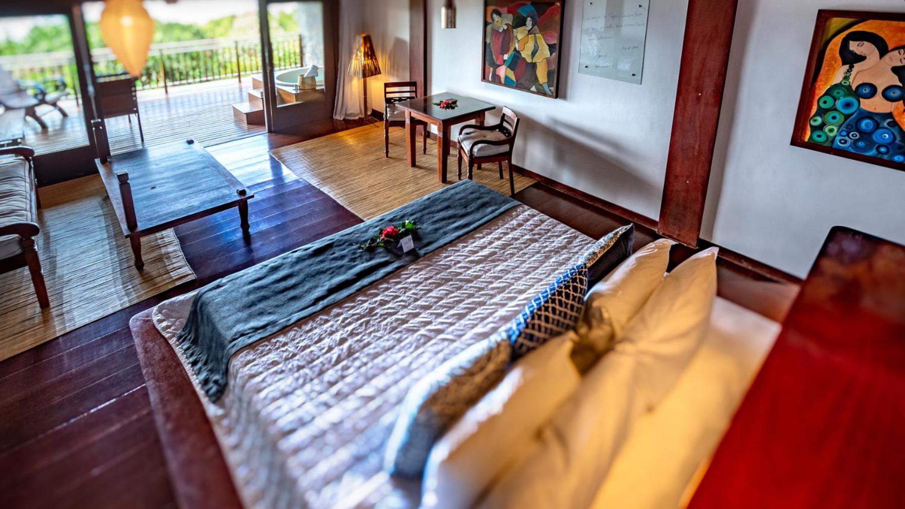 Premier Suite with Sea View and Spa Bath (2 Adults)